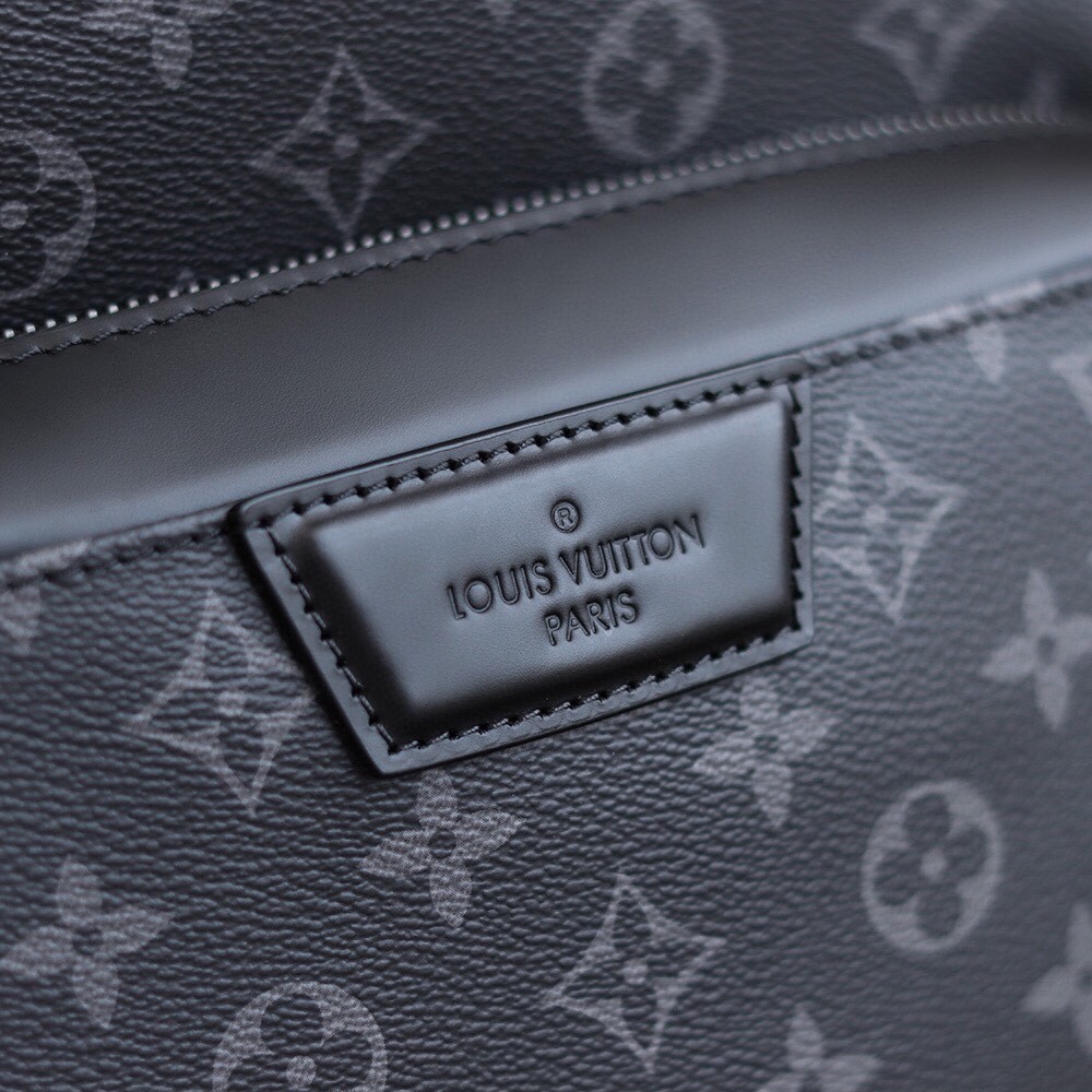 Louis Vuitton Discovery Backpack M43186