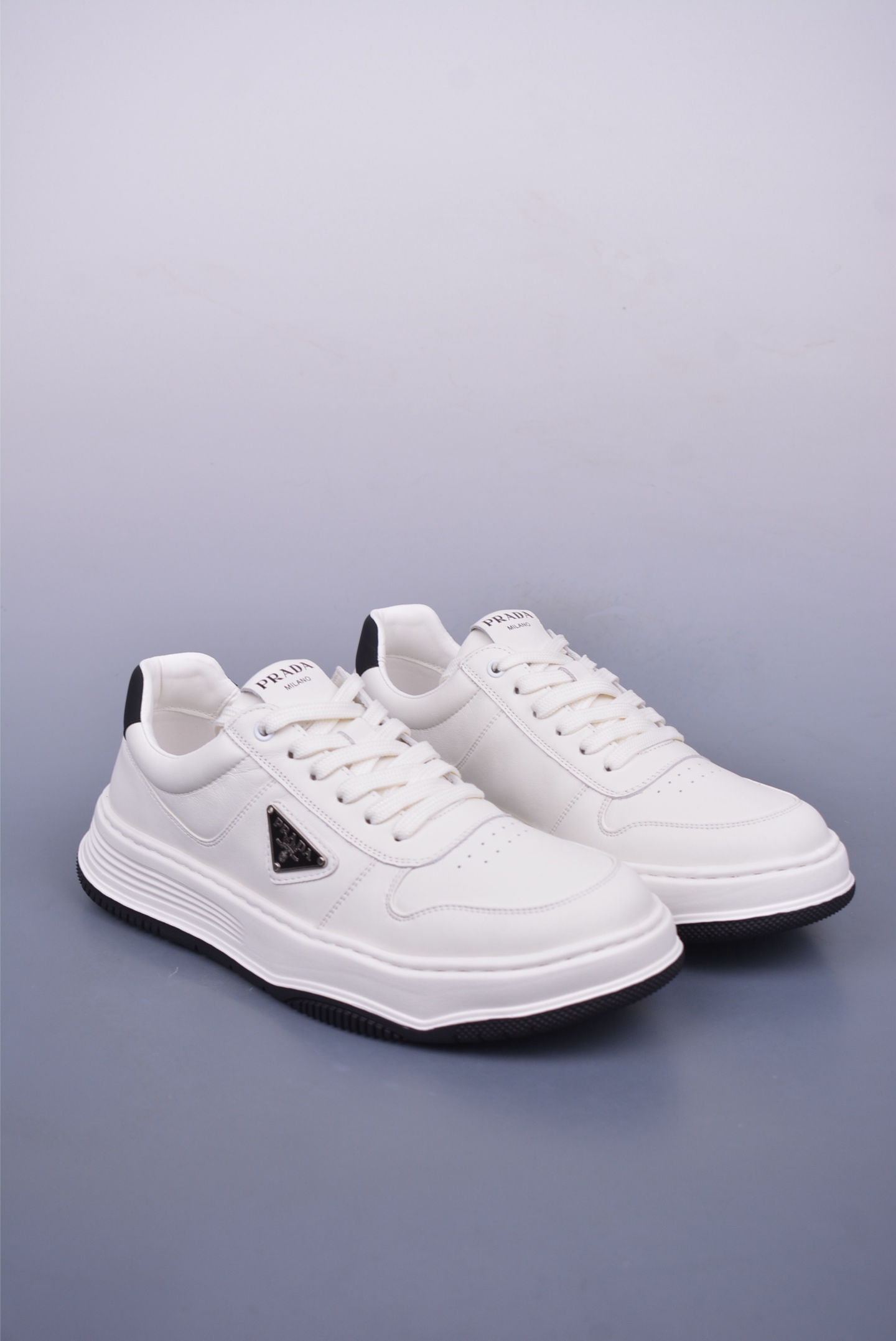 Prada PRAX 01 Triangle Logo Leather Sneakers Triangle Series Sports Shoes White Black 3D937M