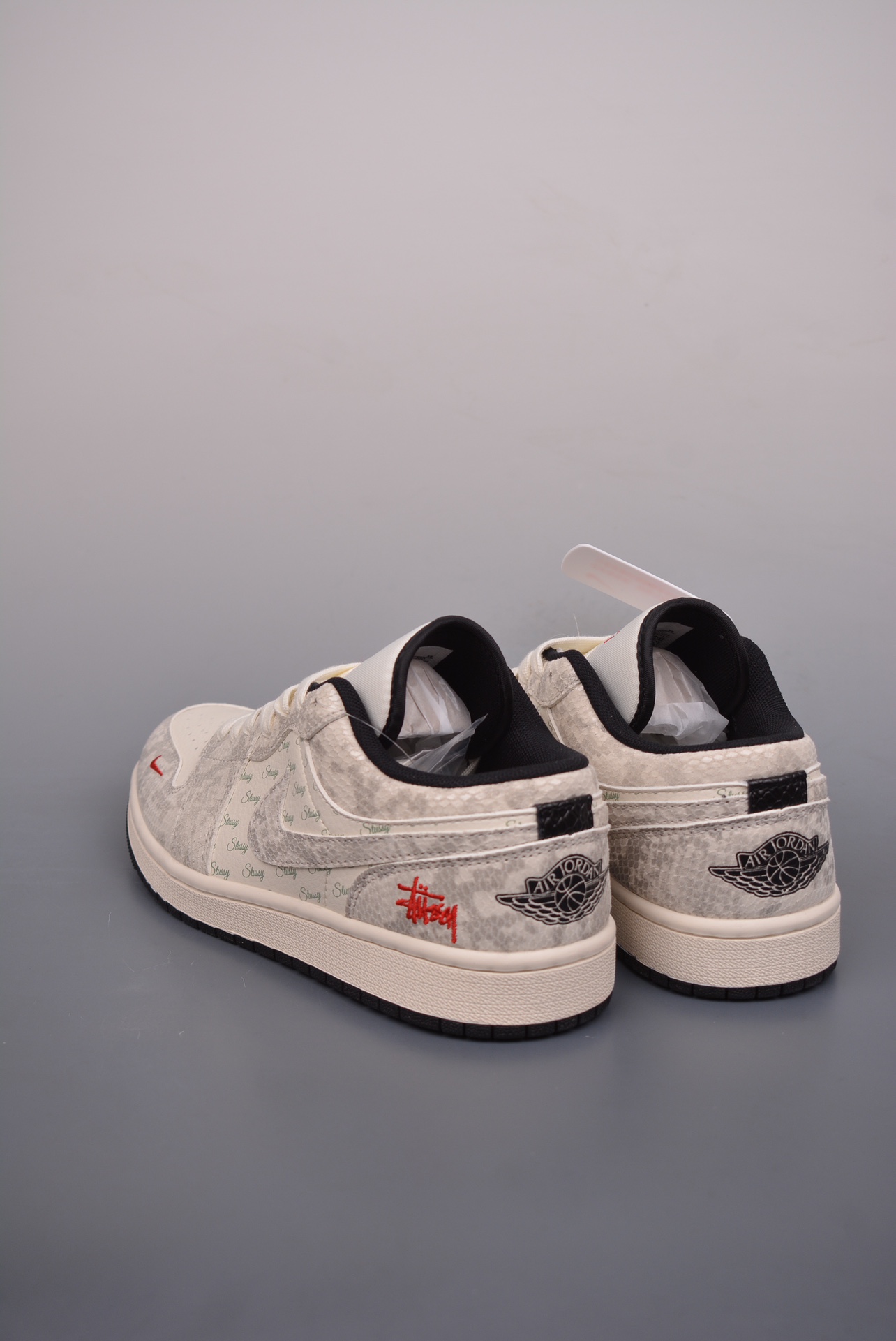 Stussy x Nike Air Jordan 1 Low OG Year of the Snake Off-White FC1688-20