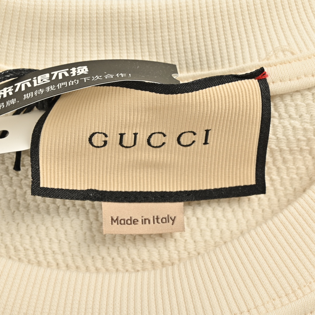 Gucci 24Fw crewneck sweatshirt with yellow duck print on the back