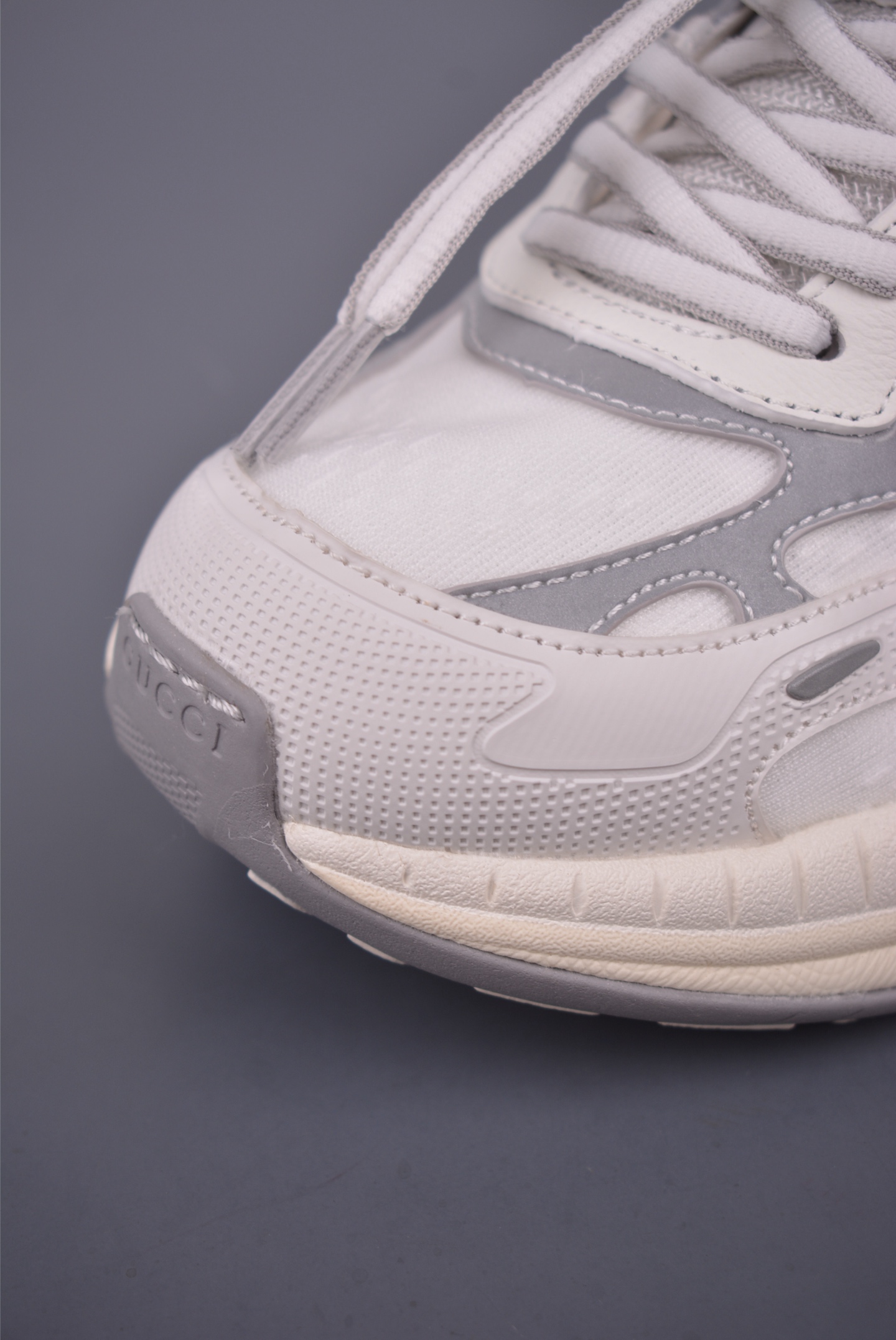 Gucci 2.0 sneaker “white/grey” 814040 FAD6Q 8745