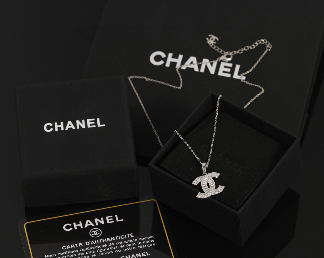 Chanel double c diamond necklace