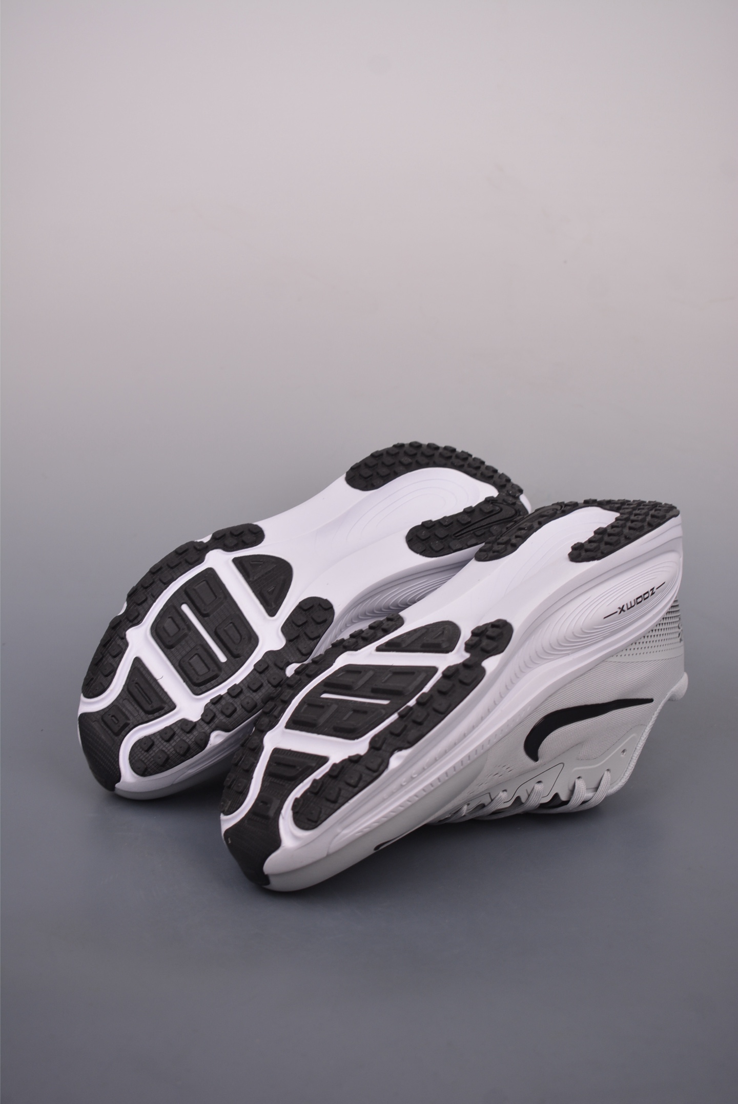 Nike Air Zoom Vomero 18X 2025 Grey