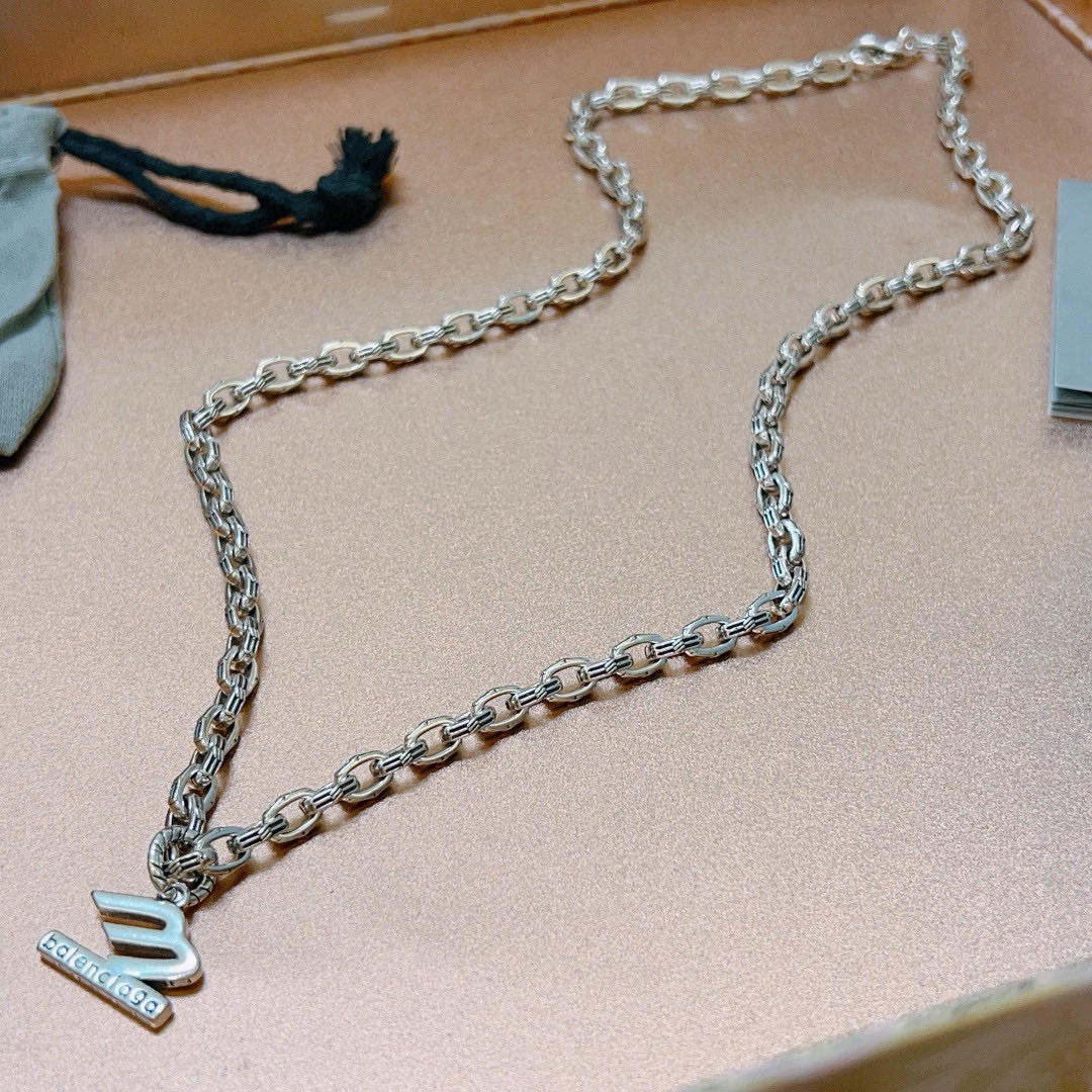 Balenciaga Letter E Chain Necklace