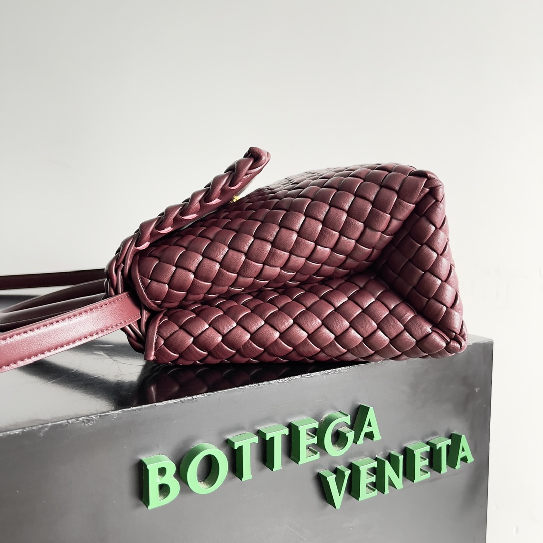 Bottega Veneta Patti Bag 776783