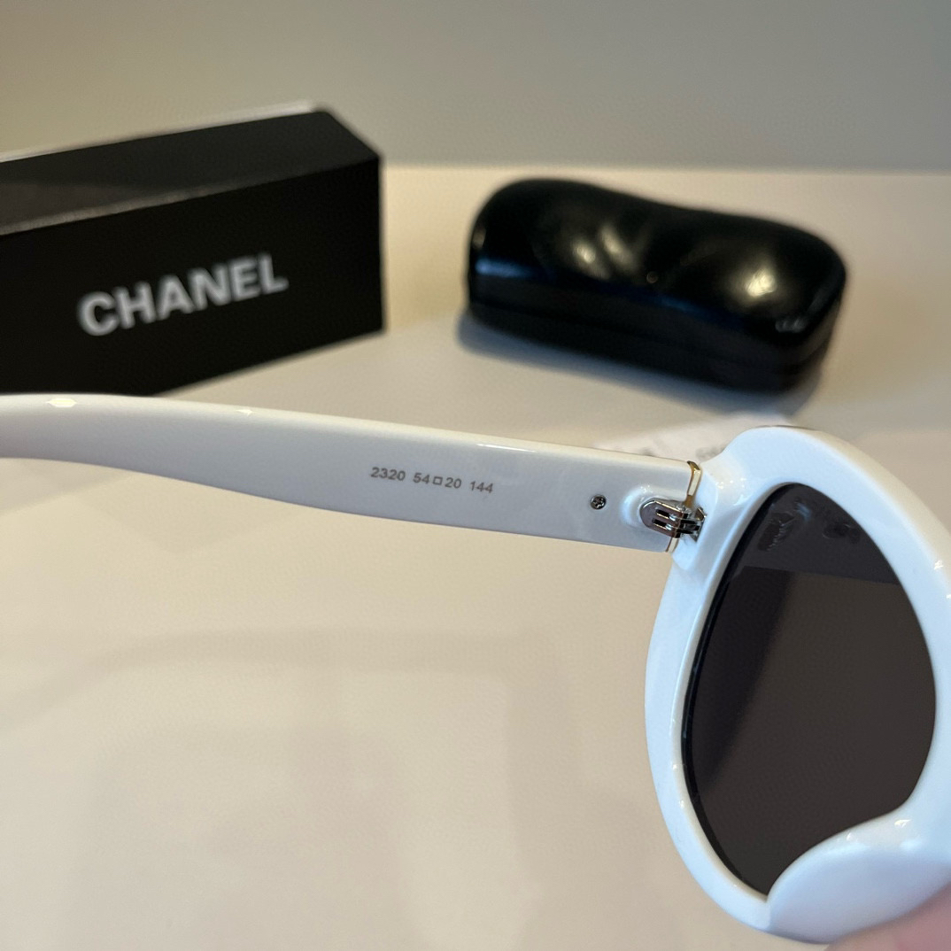 Chanel round frame sunglasses