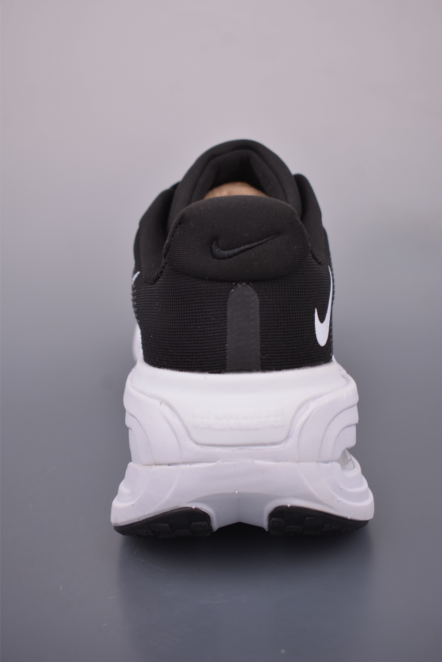 Nike Vomero Premium Air “Black and White” HM5973-400
