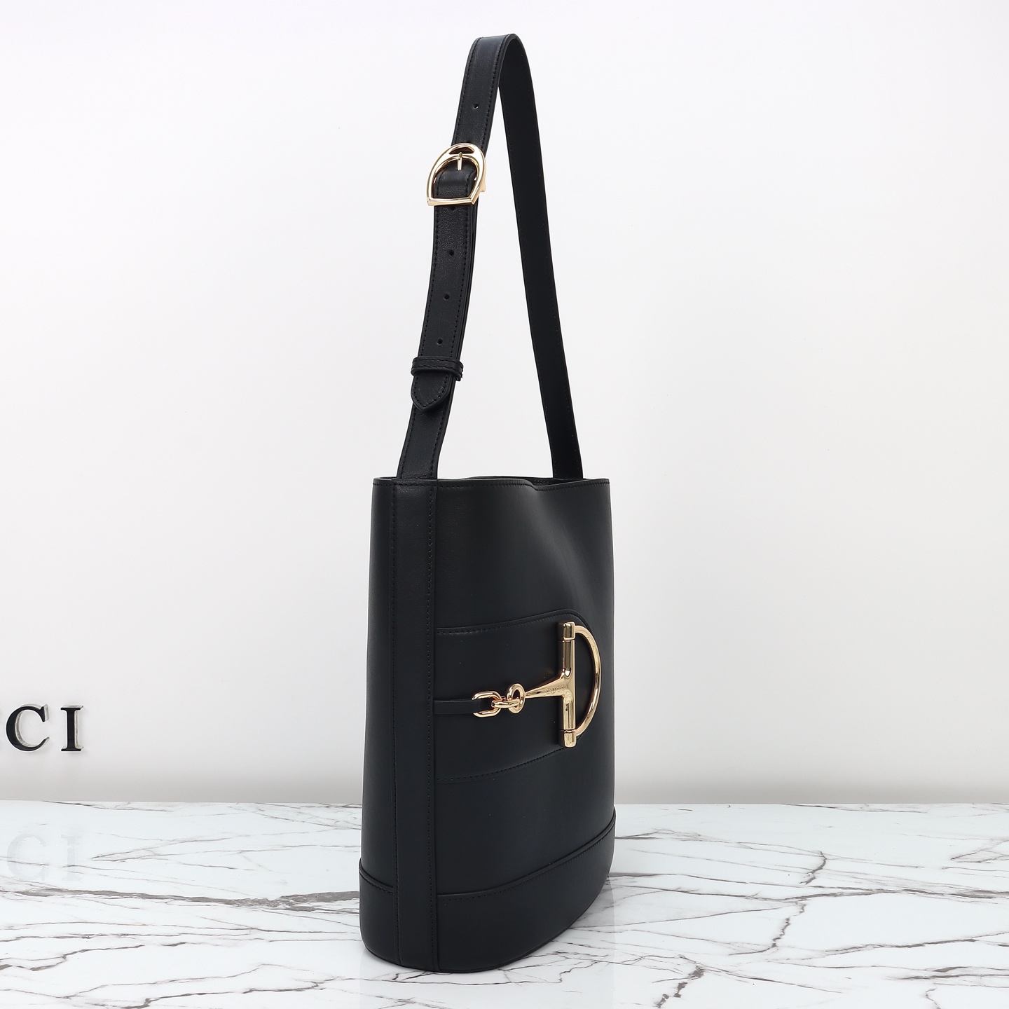Gucci 73 Medium Bucket Bag 833660 AAEC2 1000
