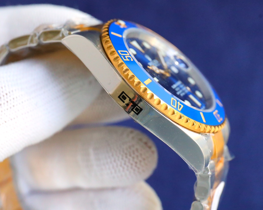 ROLEX SUBMARINER SERIES
