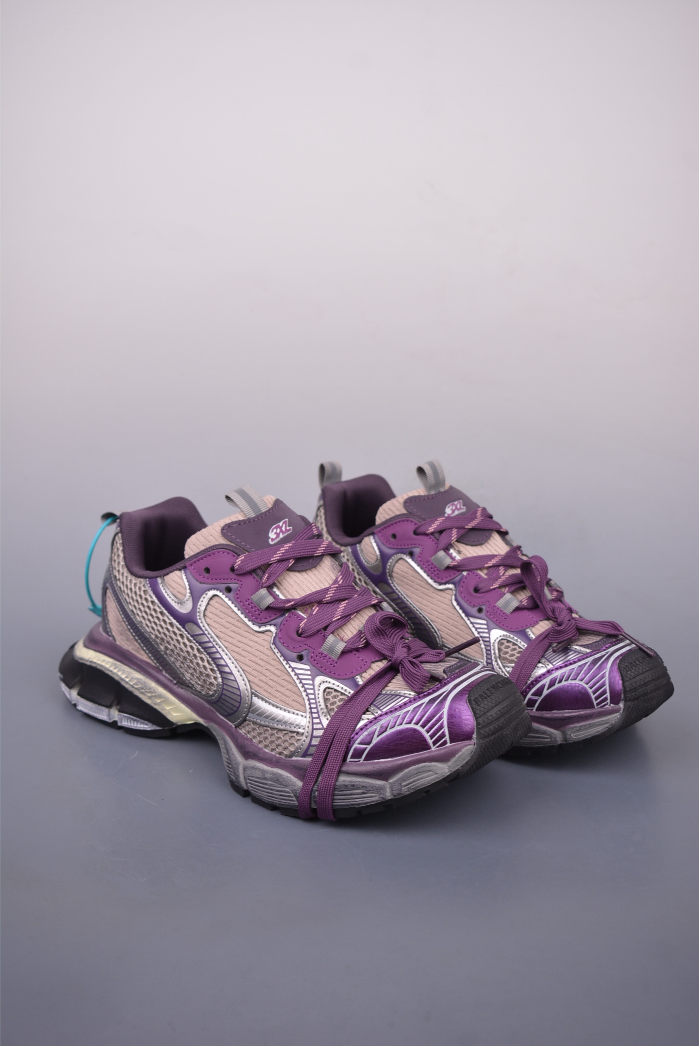 BALENCIAGA 3XL Sneakers 3+ 