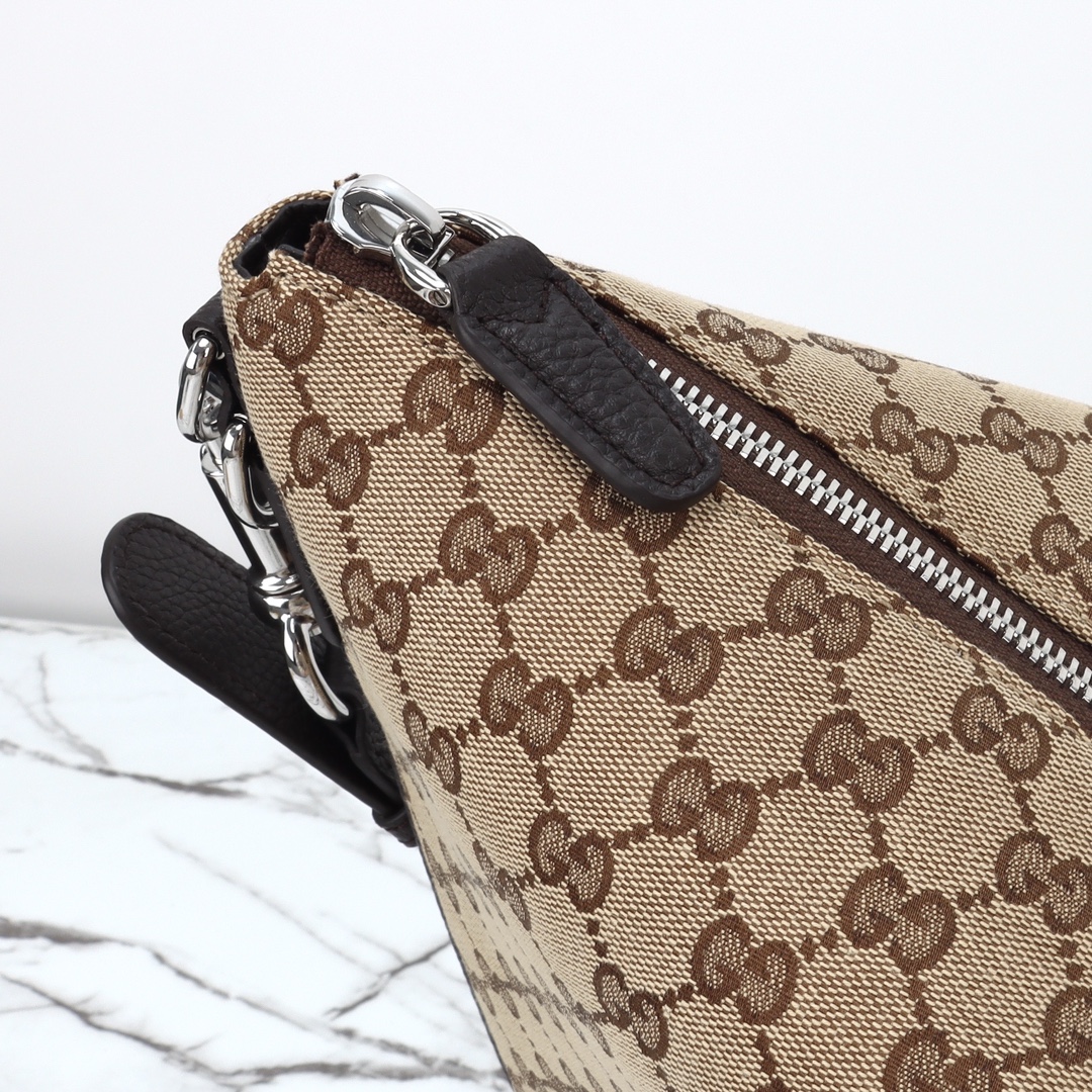 Gucci B large shoulder bag 800194 FAD8Q 9760