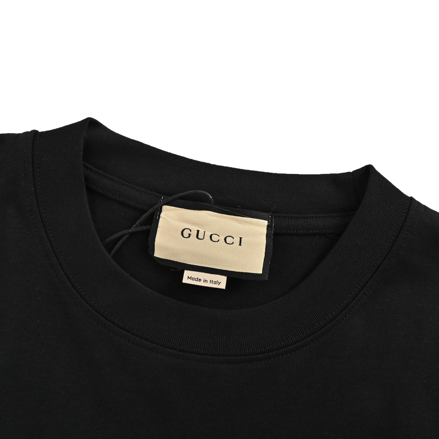 Gucci 25ss front and back embroidered logo short sleeves