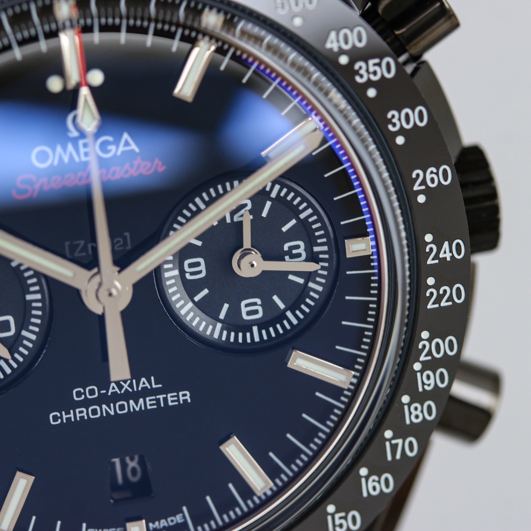 Omega Speedmaster Dark Side of the Moon 311.92.44.51.01.006