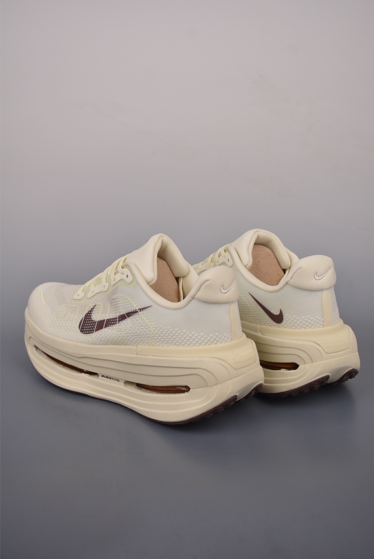 Nike Vomero Premium Air 