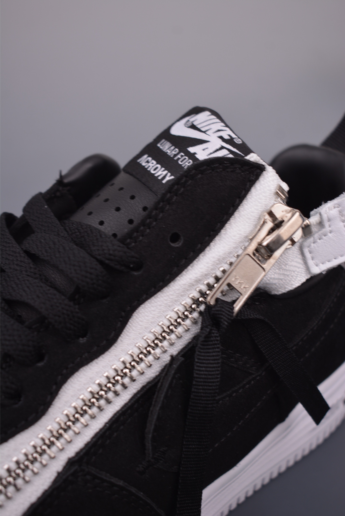 ACRONYM x NikeLab Lunar Force 1 “Black White” 698699-001