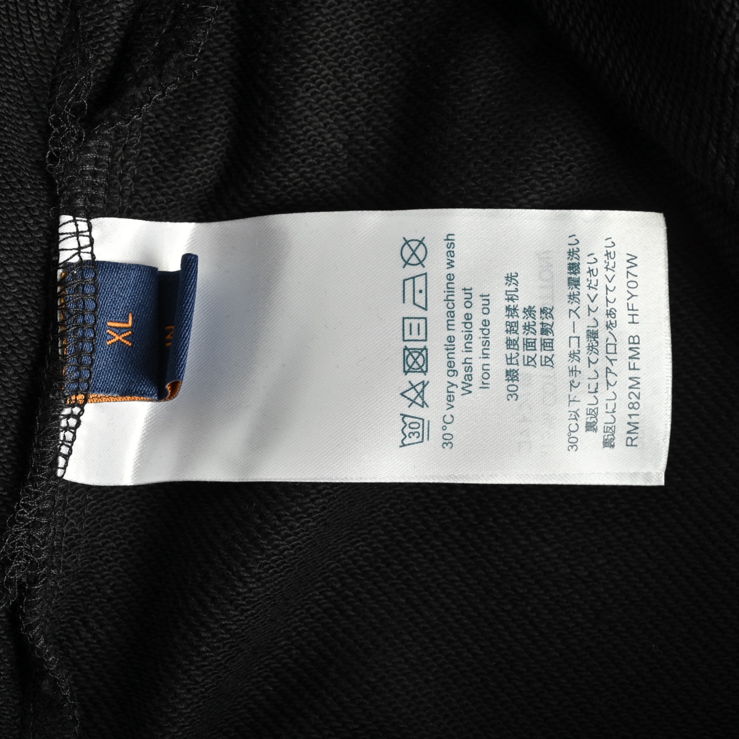 Louis Vuitton 25ss graffiti print shorts