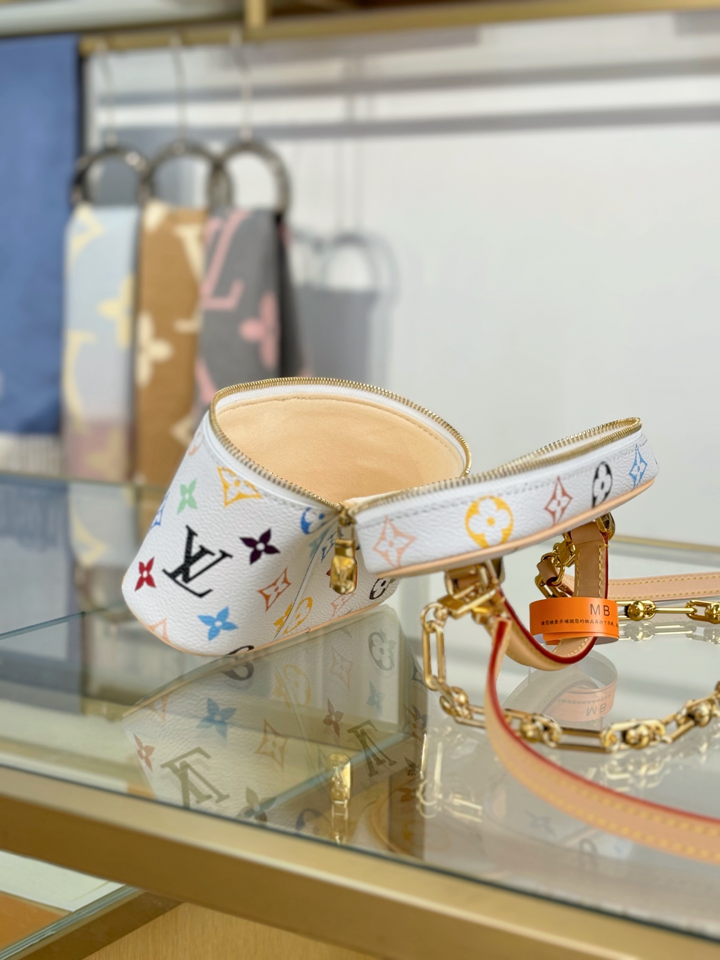 Louis Vuitton x TM VANITY CHAIN ​​POUCH M13662