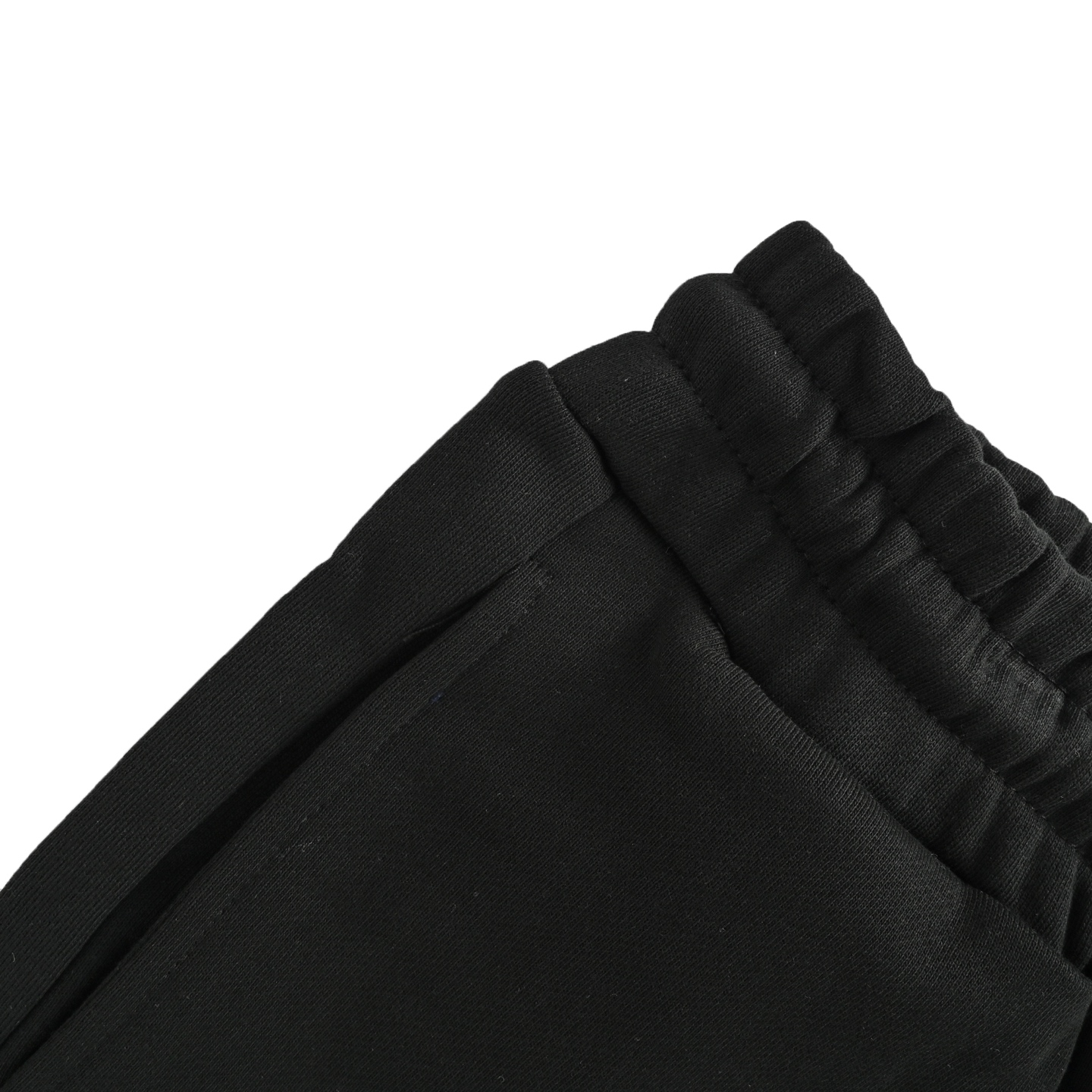 Burberry 25ss Warhorse Embroidered Back Pocket Patch Shorts