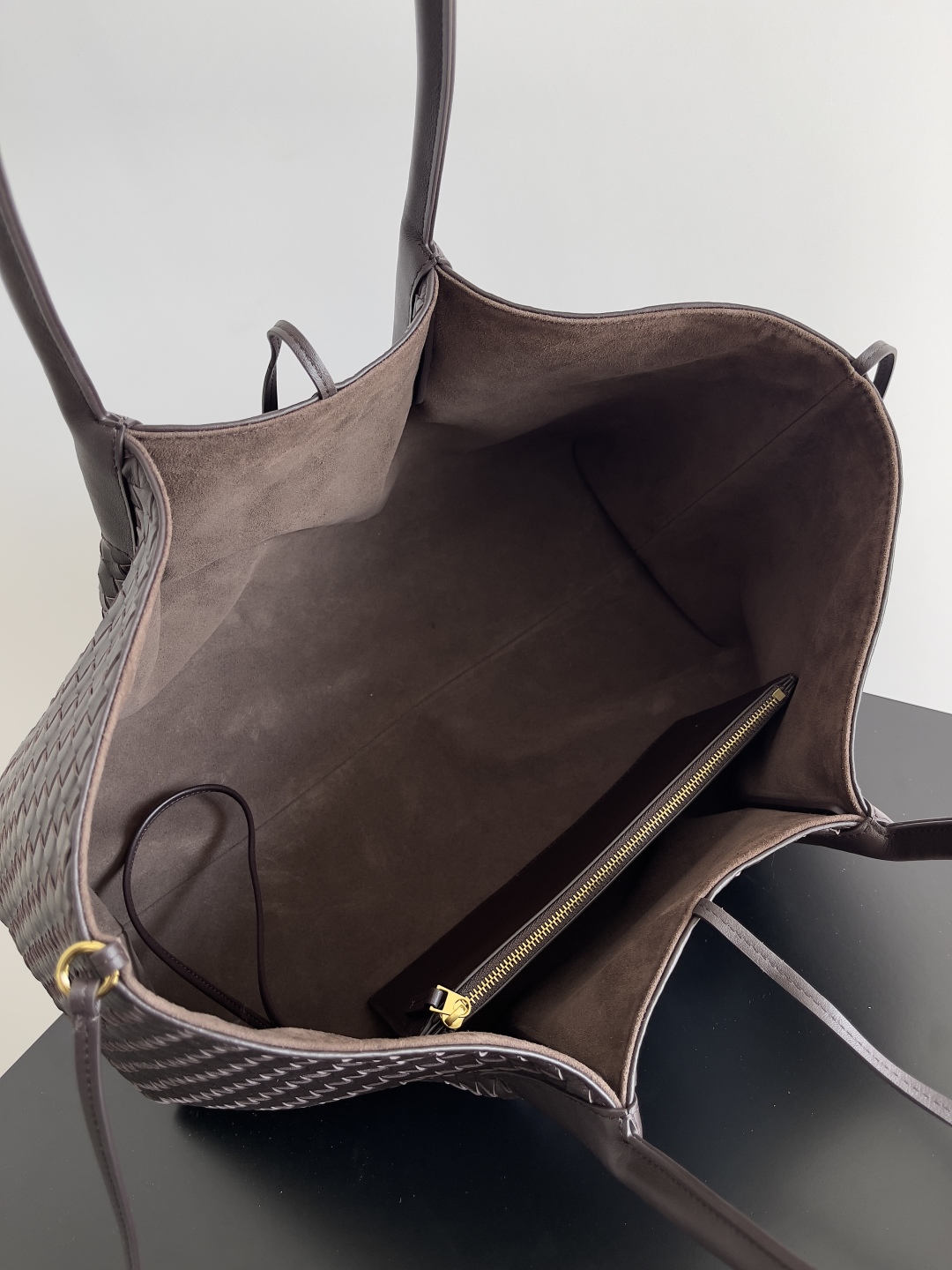 BOTTEGA VENETA 2025 PINACOTECA bag 817166