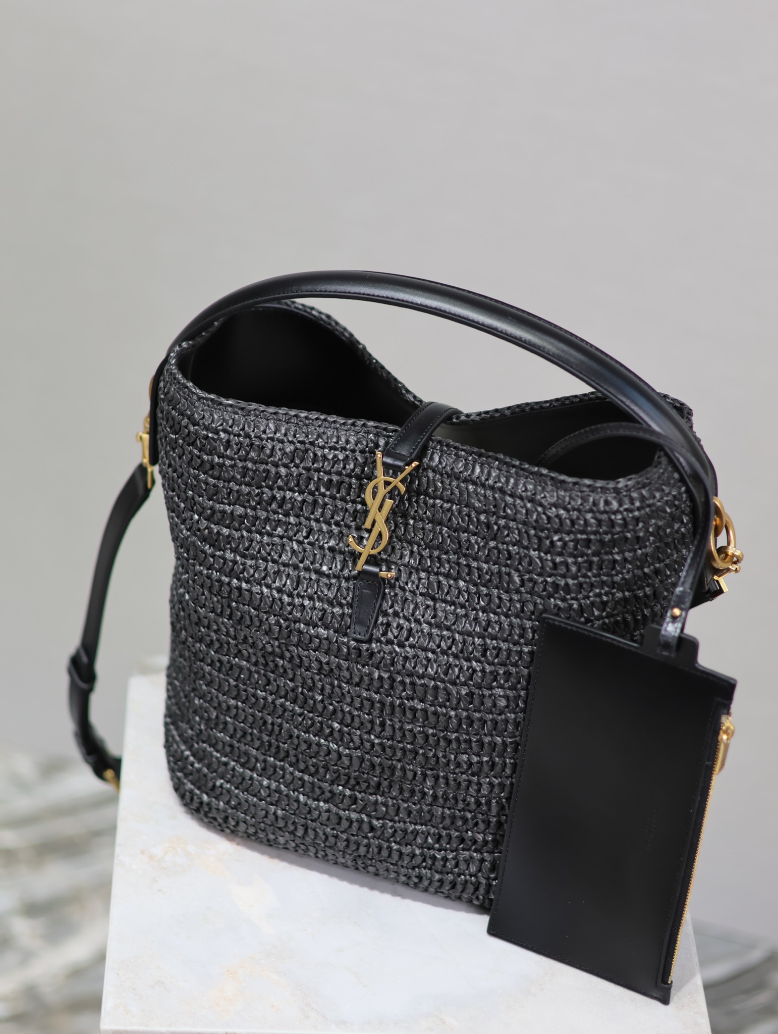 Yves Saint Laurent LE 37 woven bucket bag 742828