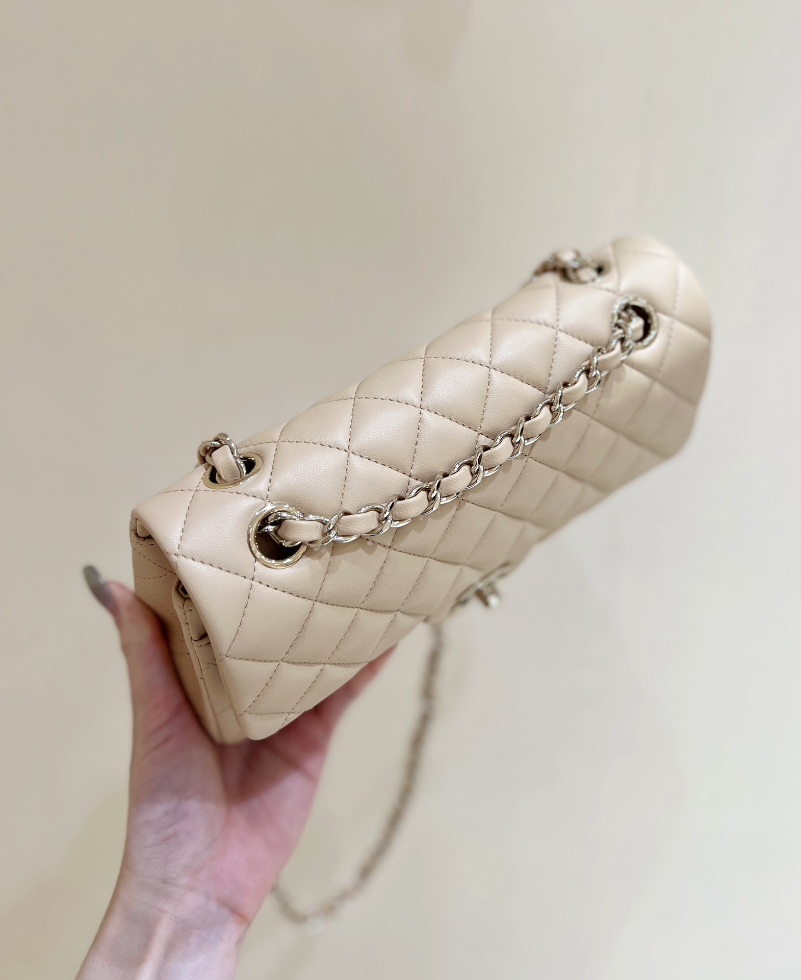 Chanel 25C handle long box AP4404