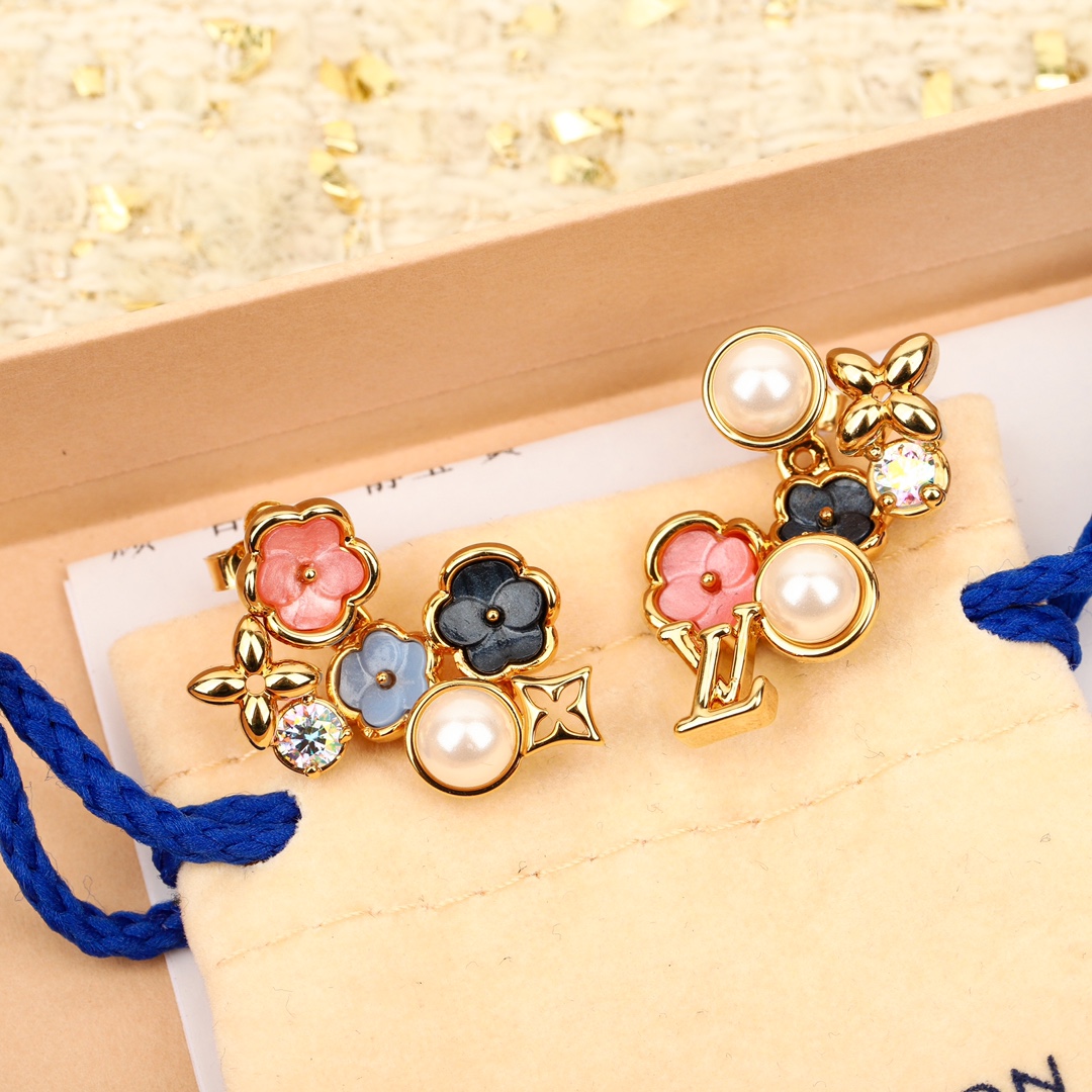 Louis Vuitton Flower Earrings