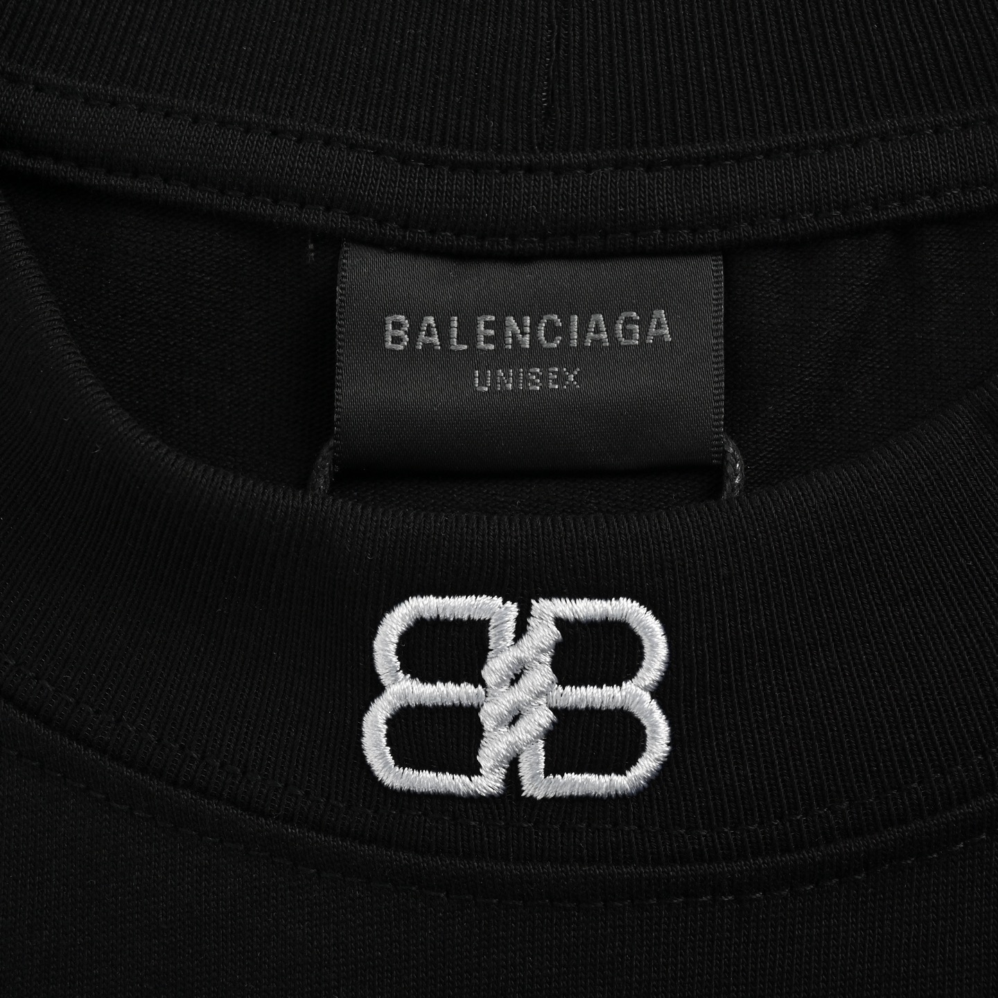 Balenciaga 25ss short sleeves with double B embroidered logo on the neckline