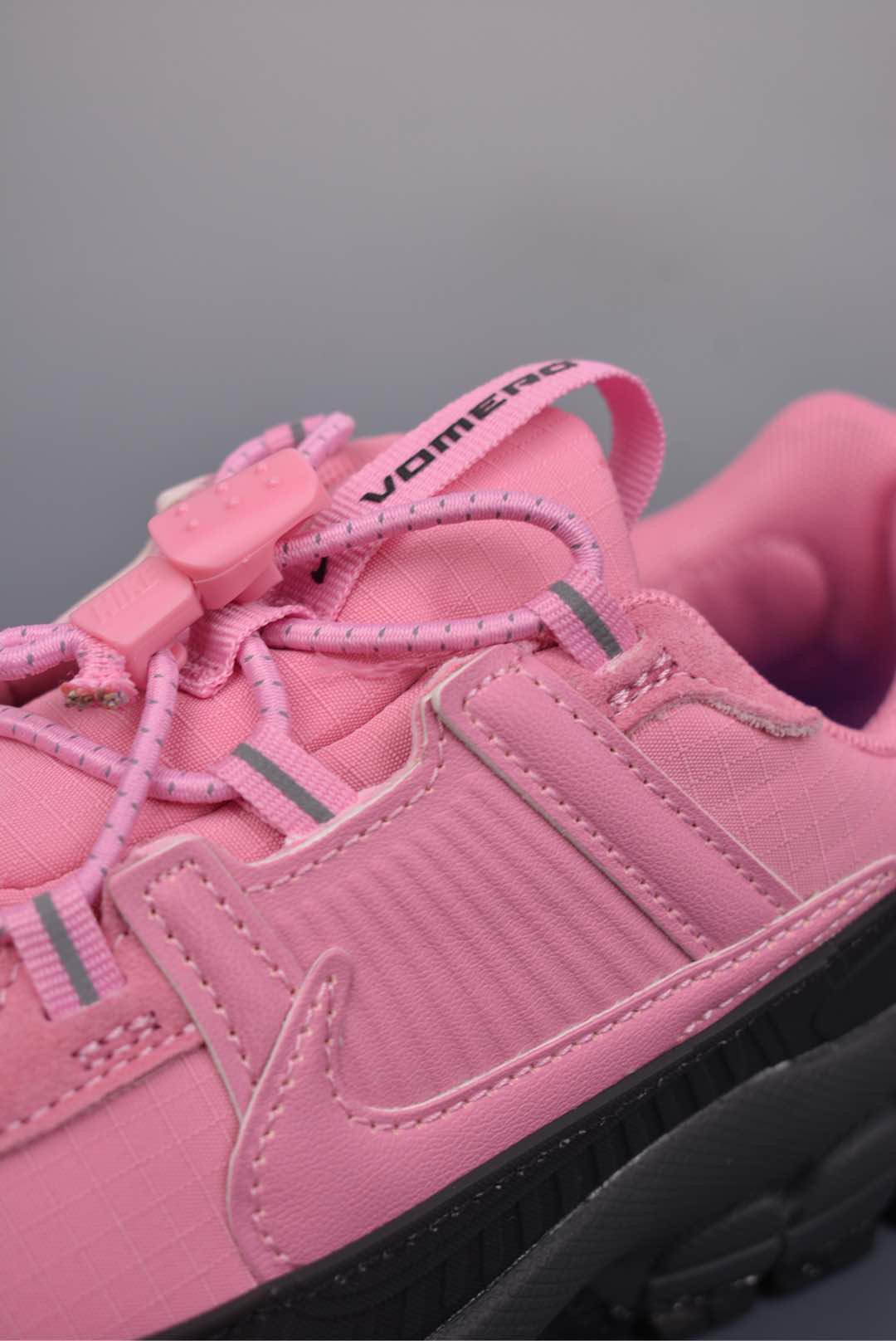 Nike Zoom Vomero 5 RoamElemental Pink HQ2181-300