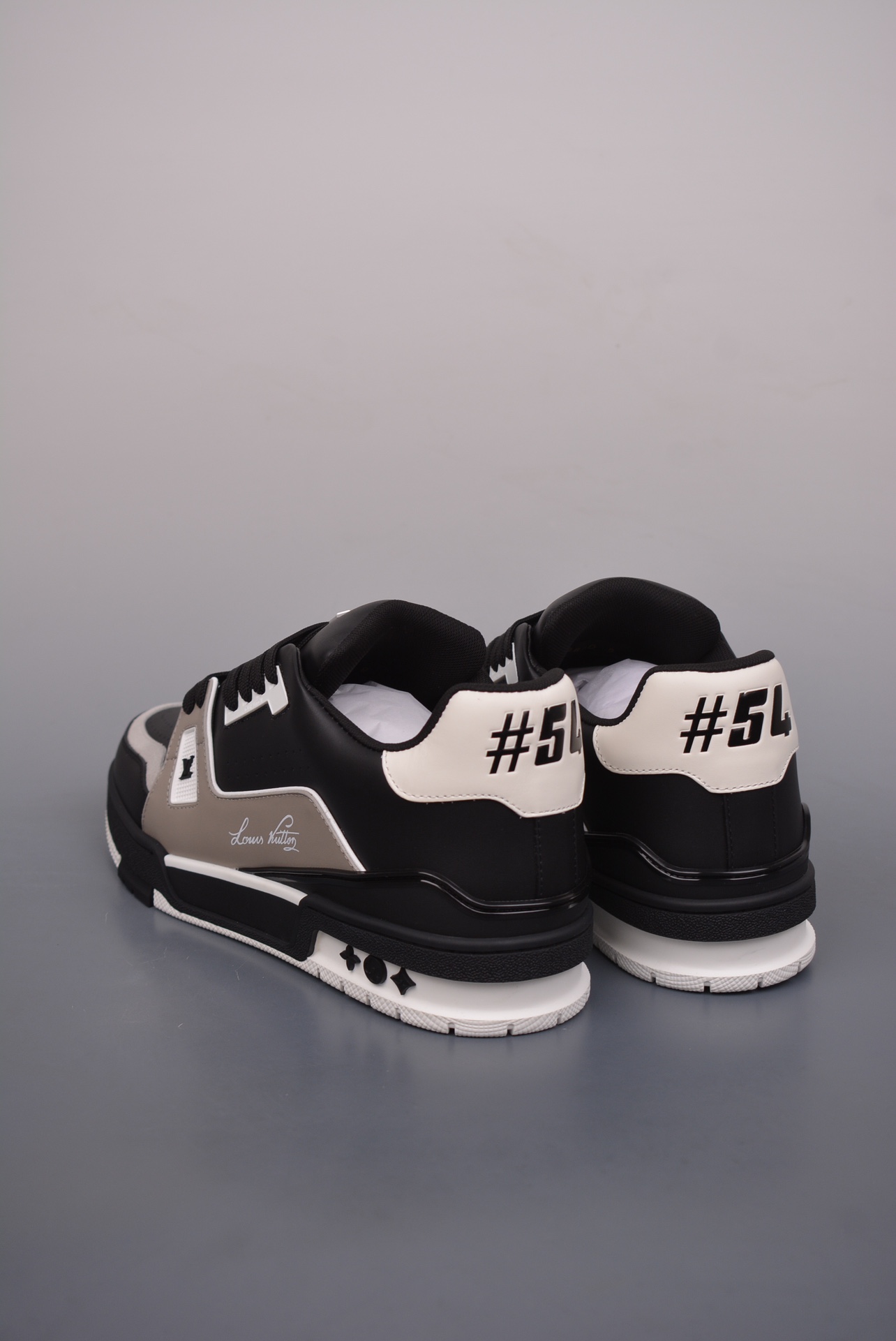 Louis Vuitton Trainer Sneaker Low Black, Grey and White 1AA6WA