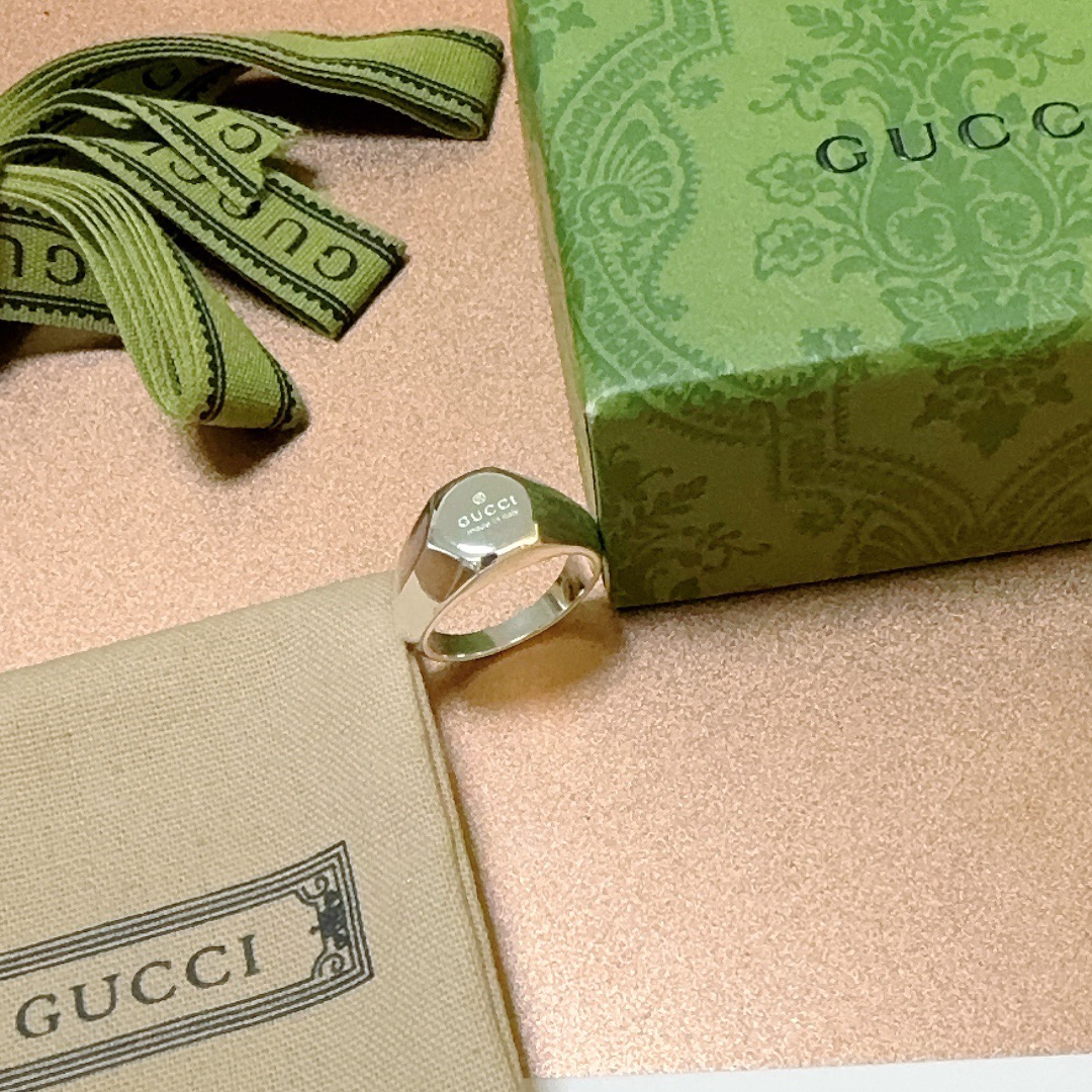 Gucci shiny ring