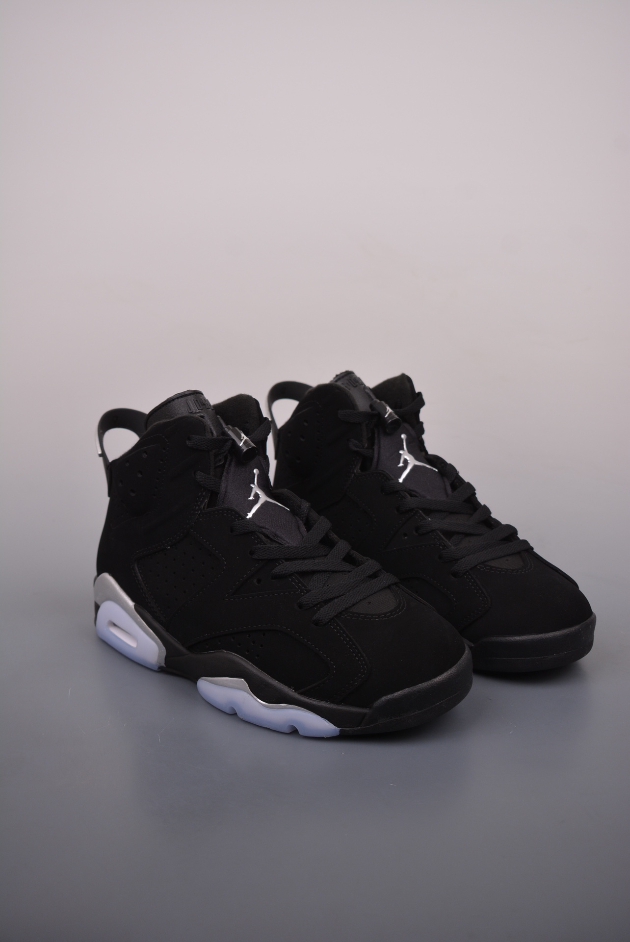 Air Jordan Retro 6 Metallic Silver DX2836-001