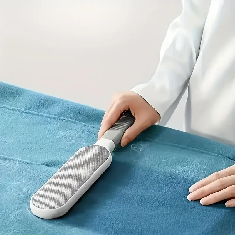 ✅✅Portable manual hair removal brush (double-sided anti-static)