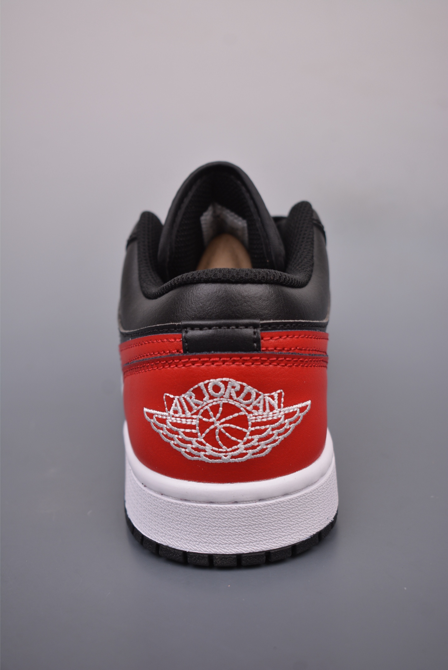 Nike Wmns Air Jordan 1 Low GS Black Red Toe 553558-067