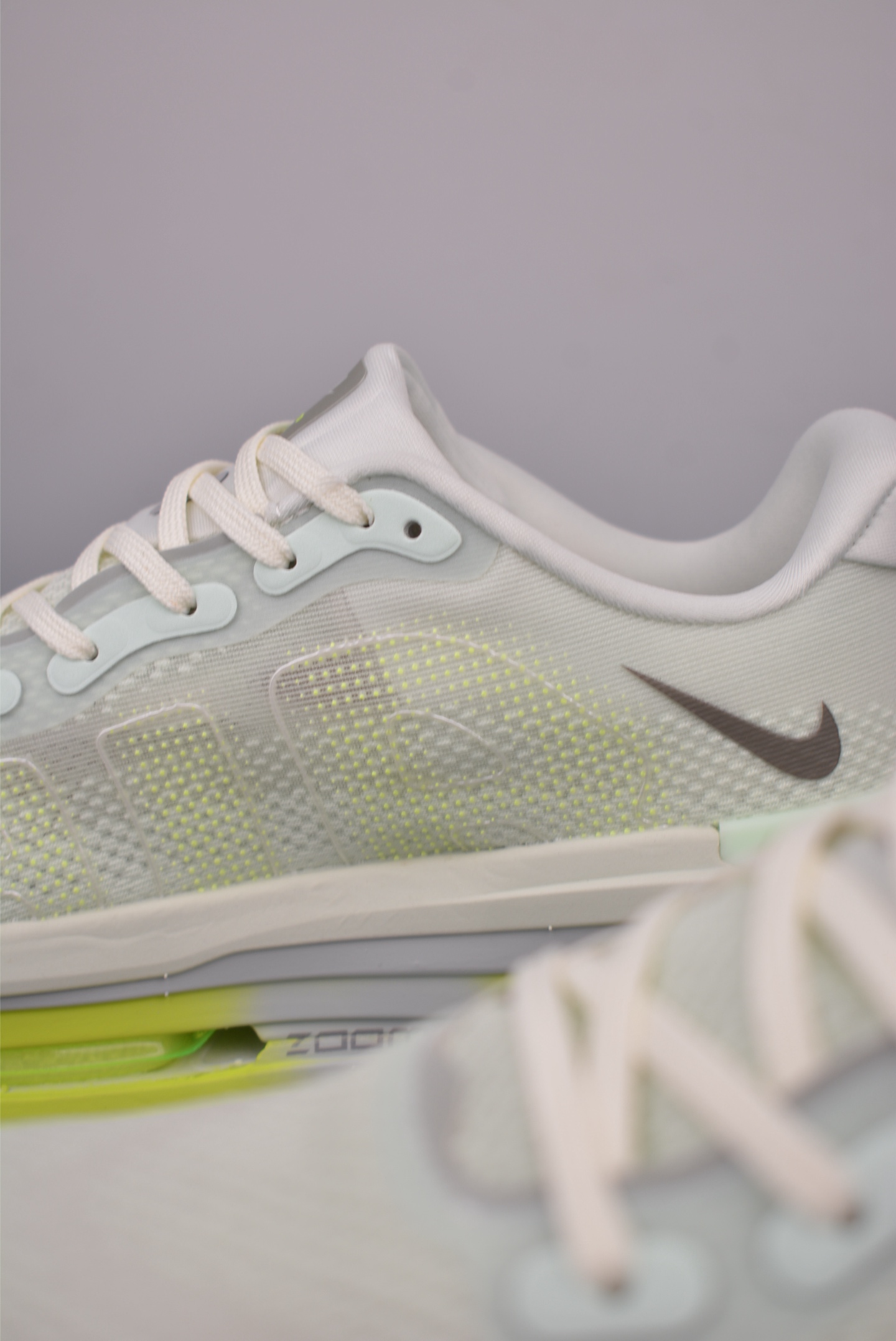 Nike Vomero premium Air running shoes HQ2050-371