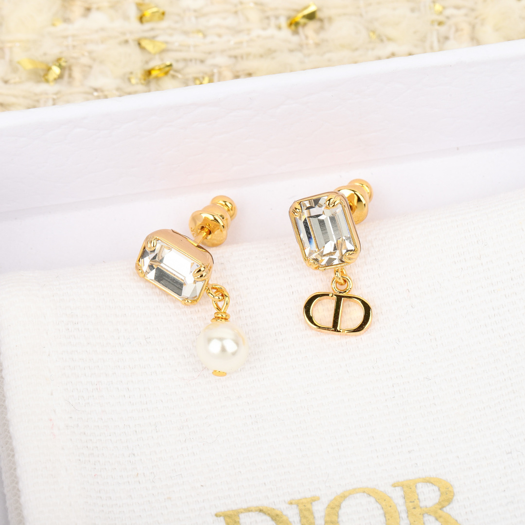Dior Square Diamond Asymmetric Pearl CD Earrings