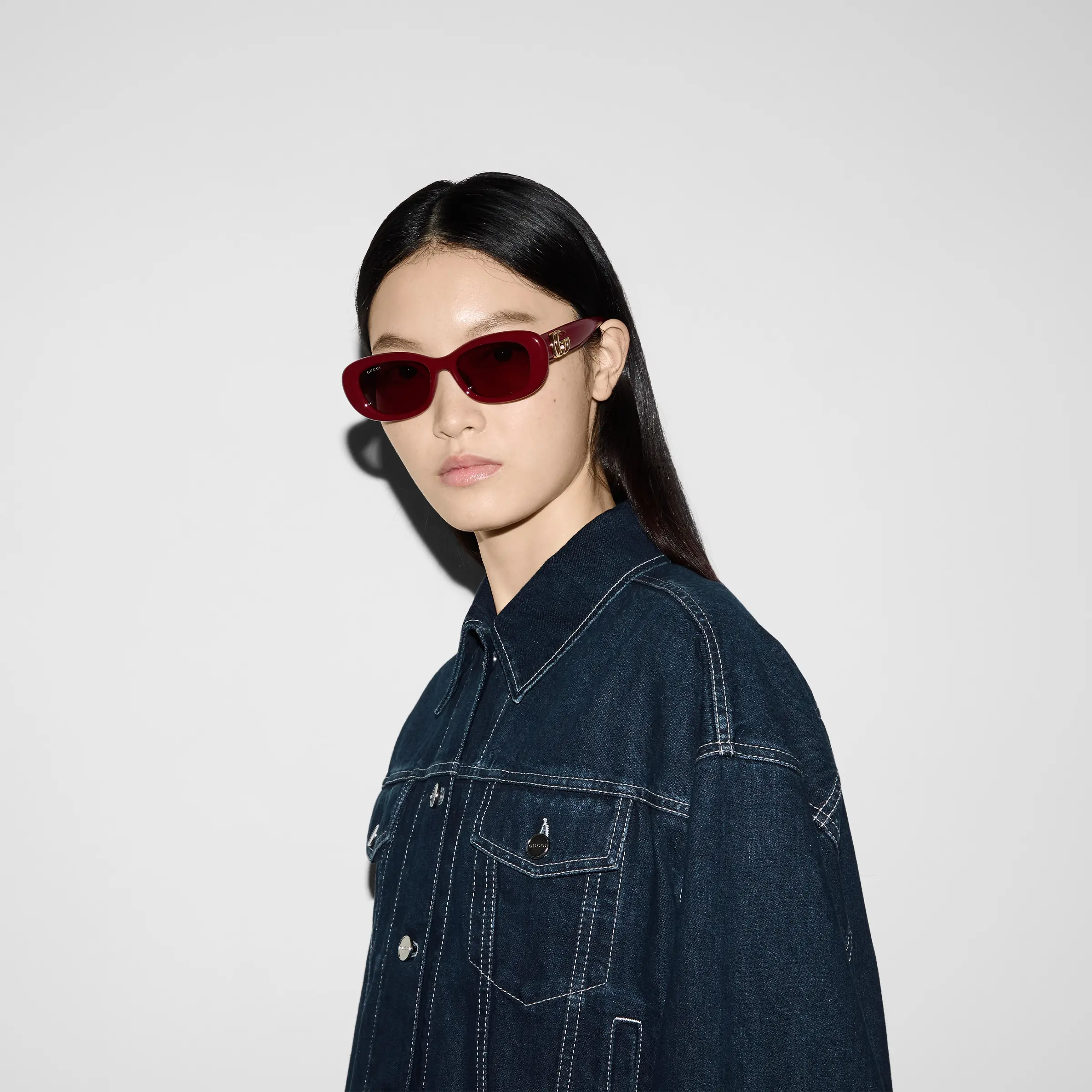 Gucci low bridge fitted oval frame sunglasses