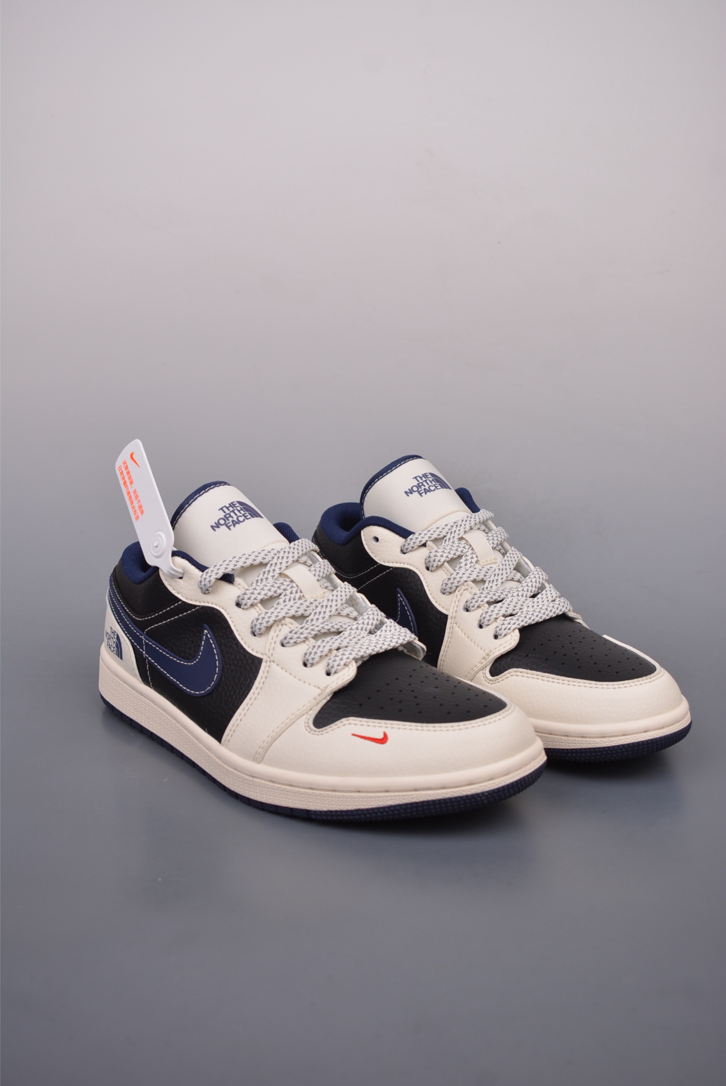 The North Face x Nike Air Jordan 1 Low OG TNF XX3318-510