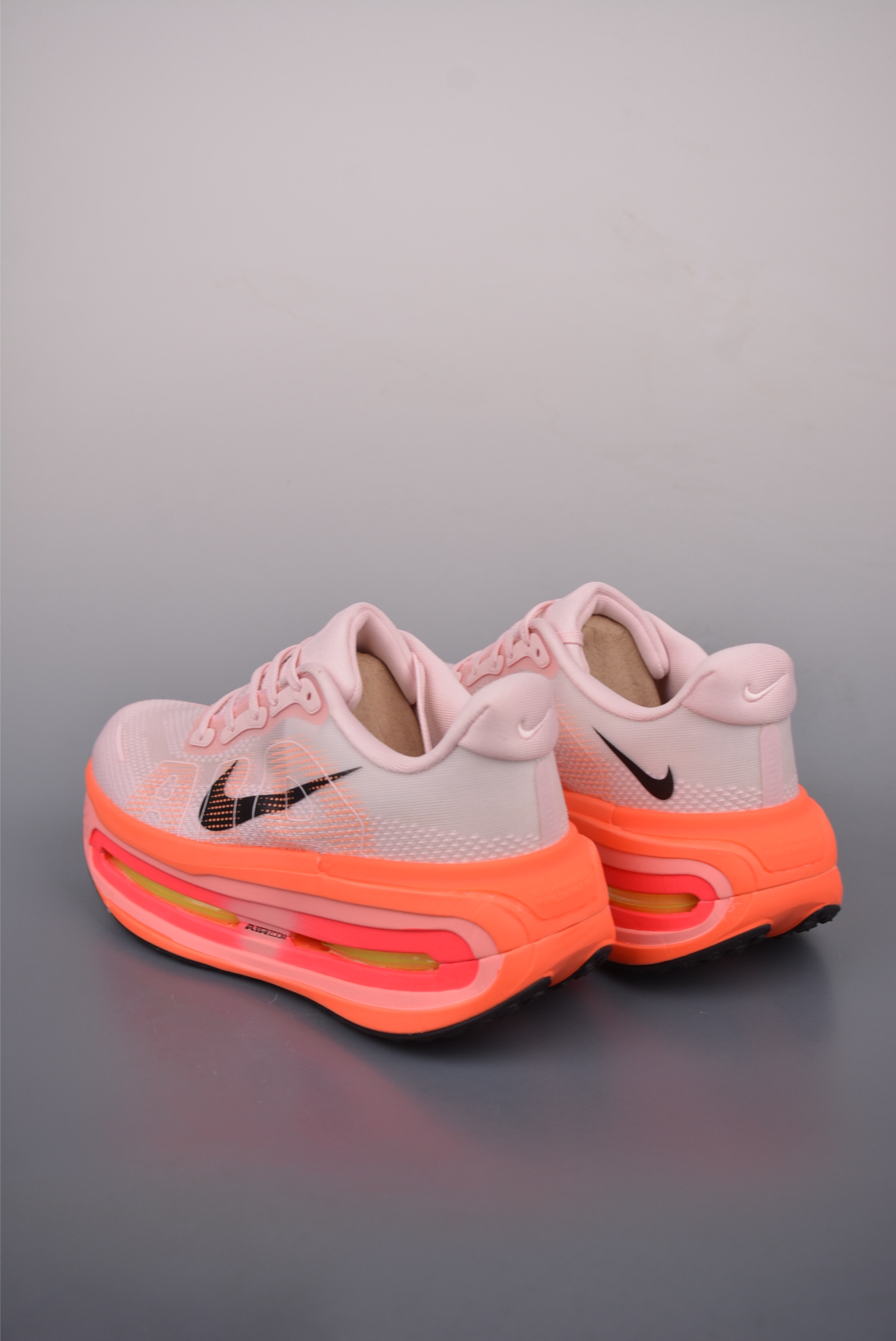 Nike Vomero Premium Air 