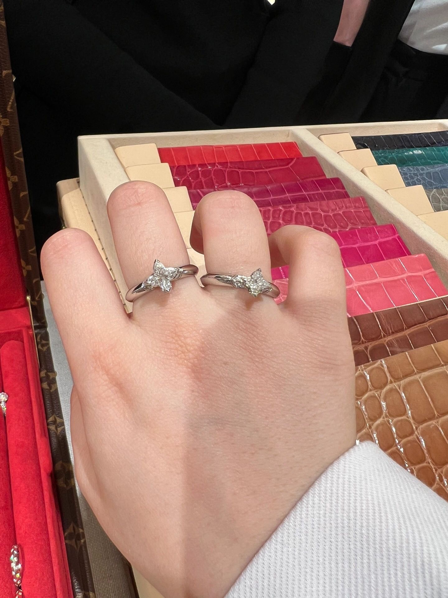 Louis Vuitton cut star ring
