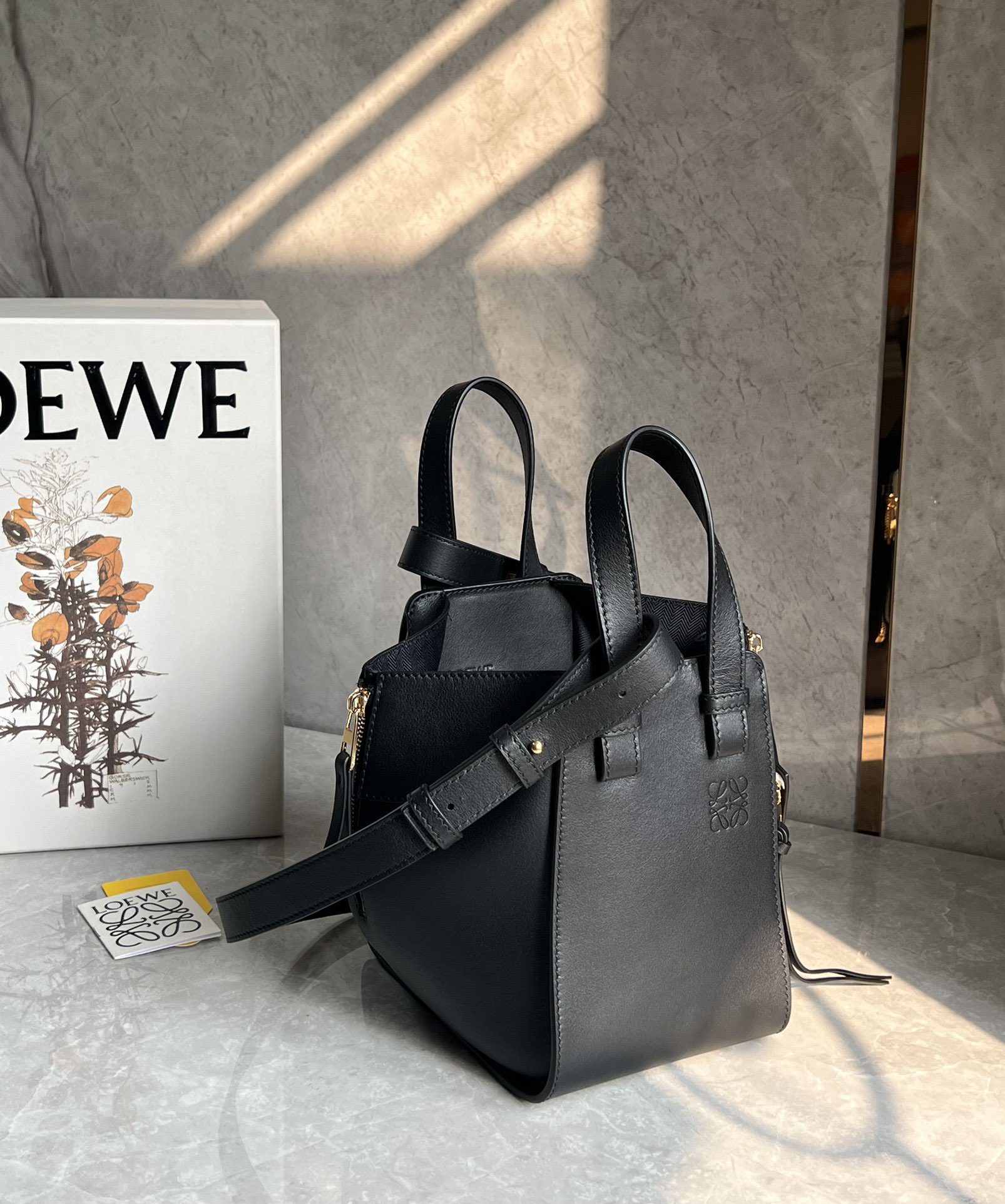 Loewe Hammock bag 0682