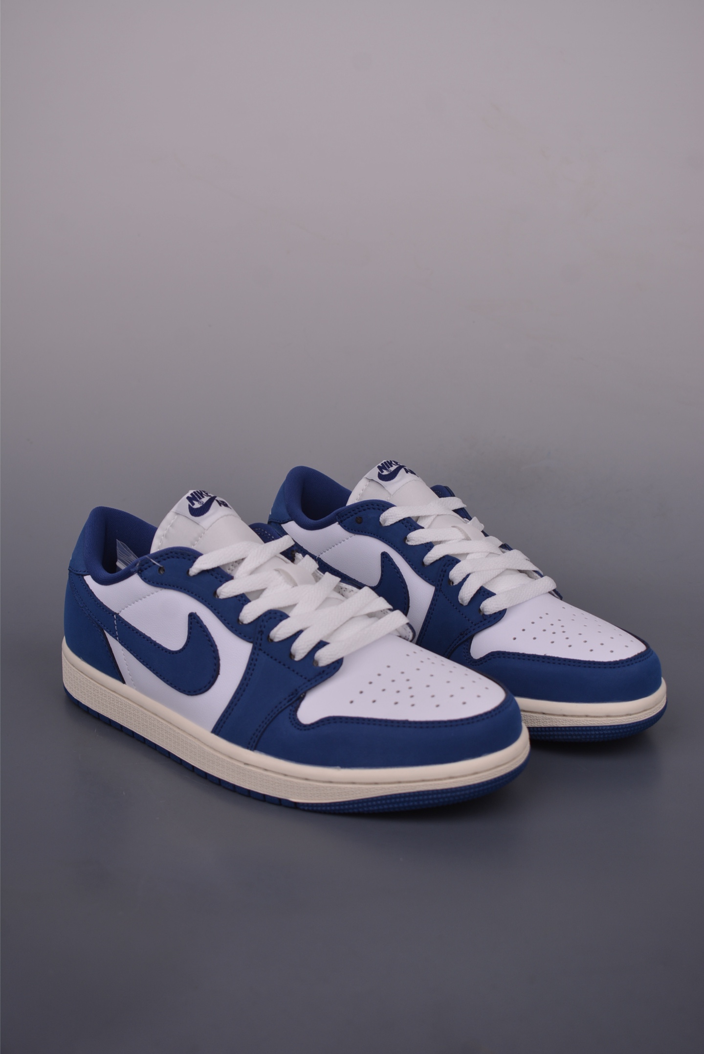 Air Jordan 1 Low OG 