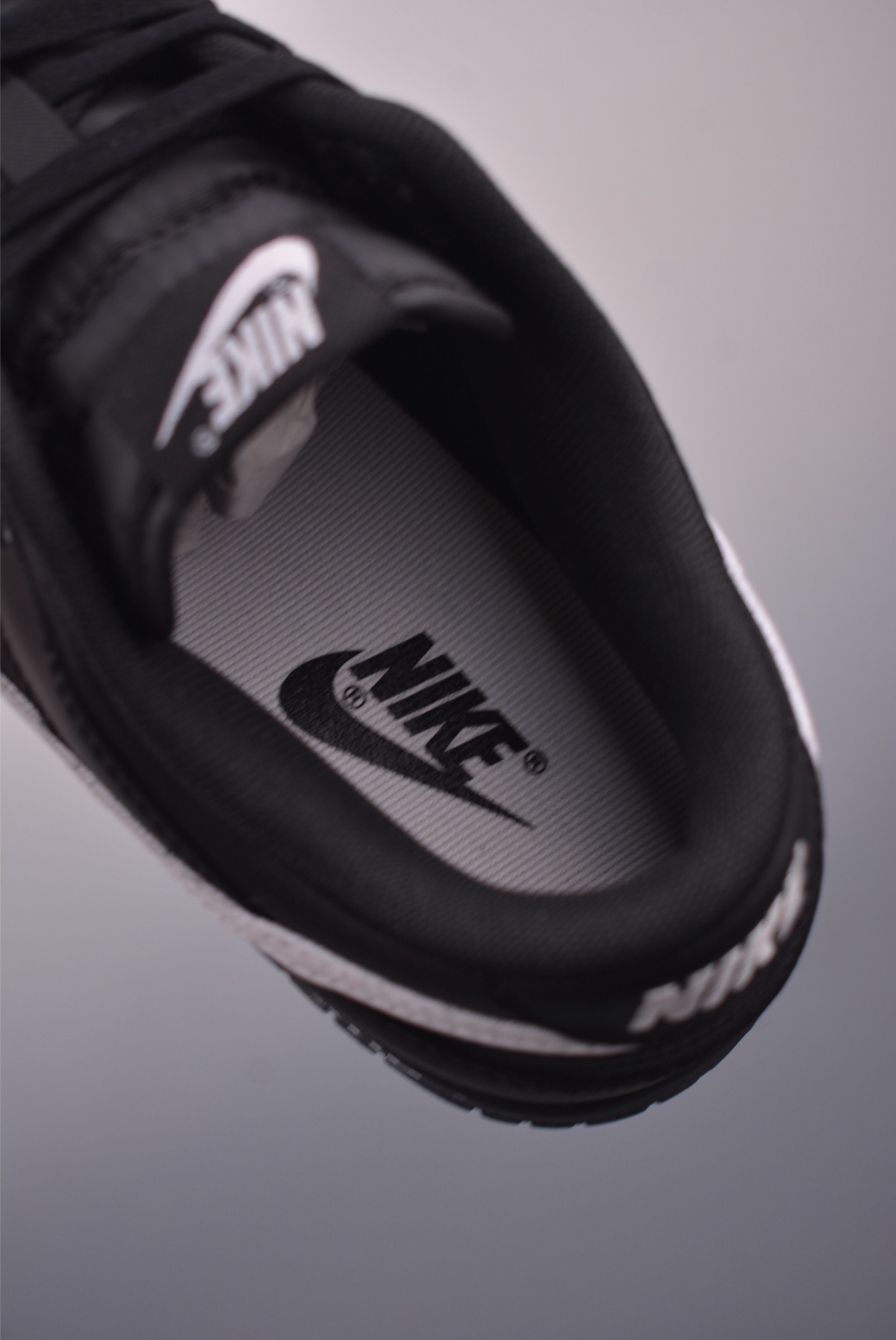 Time x Nike SB Dunk Low 