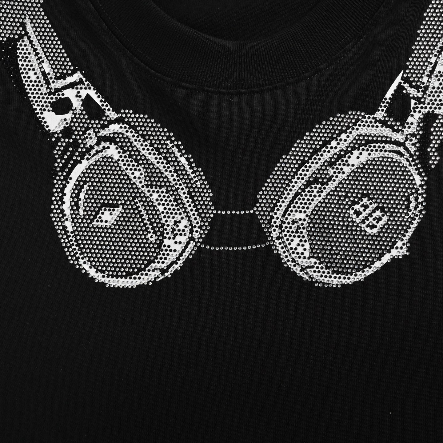 Balenciaga diamond earphones short sleeves