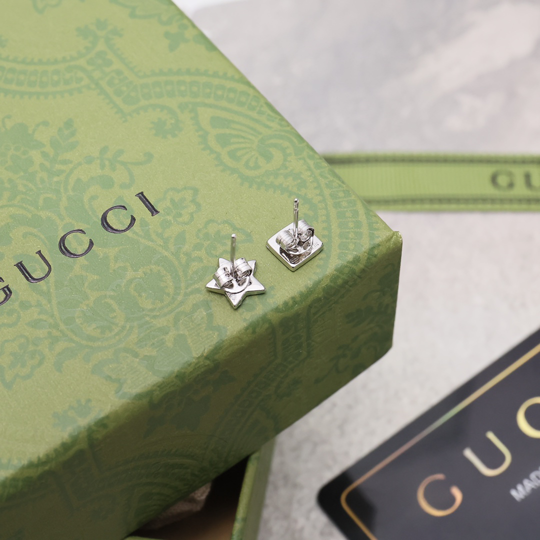 GUCCi five-pointed star earrings