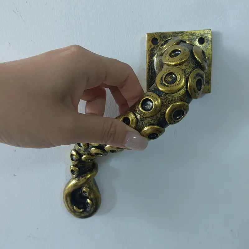 ON SALE🔥Vintage Octopus Door Handle