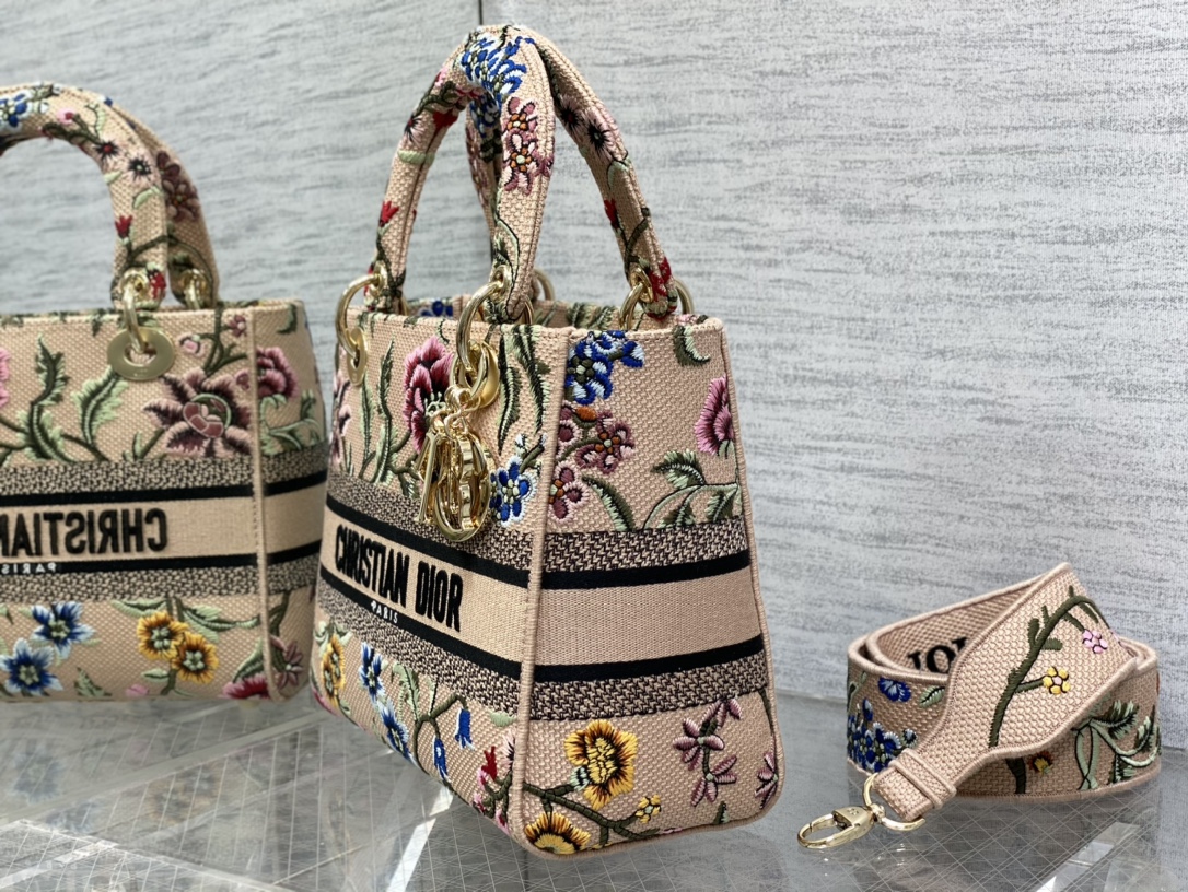 Dior Winter Garden Series Lady Embroidered Handbag 6605