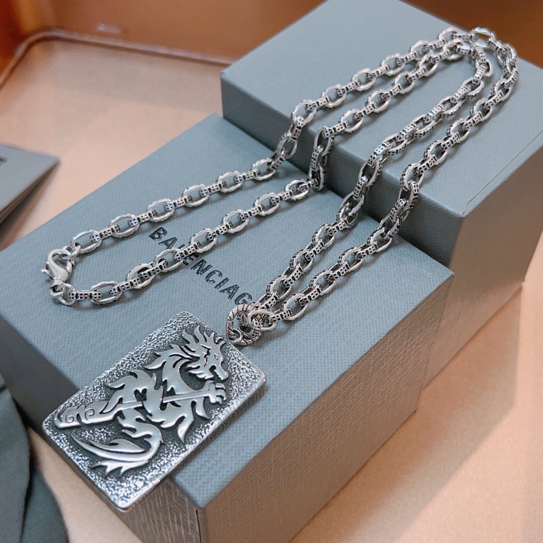 Balenciaga Dragon Fang Chain Vintage Necklace