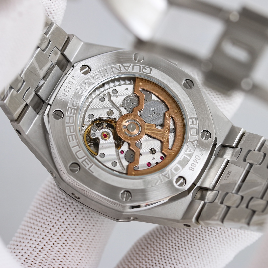 Audemars Piguet Royal Oak 26574ST Series Men's Watch