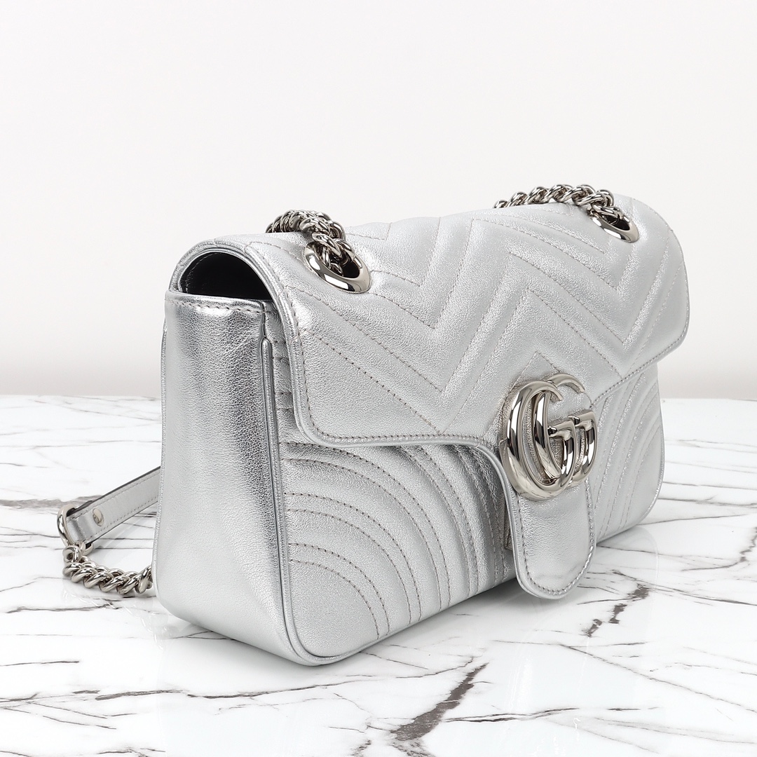 Gucci GG Marmont medium shoulder bag ‎ ‎ ‎443497 AAESP 8106