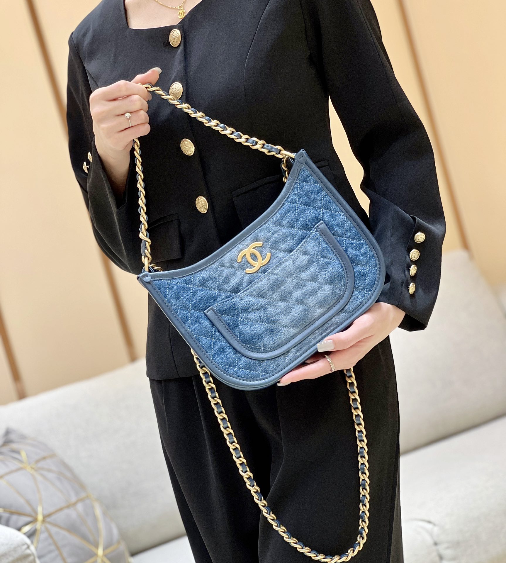 Chanel 24S denim hobo AS4532 00128